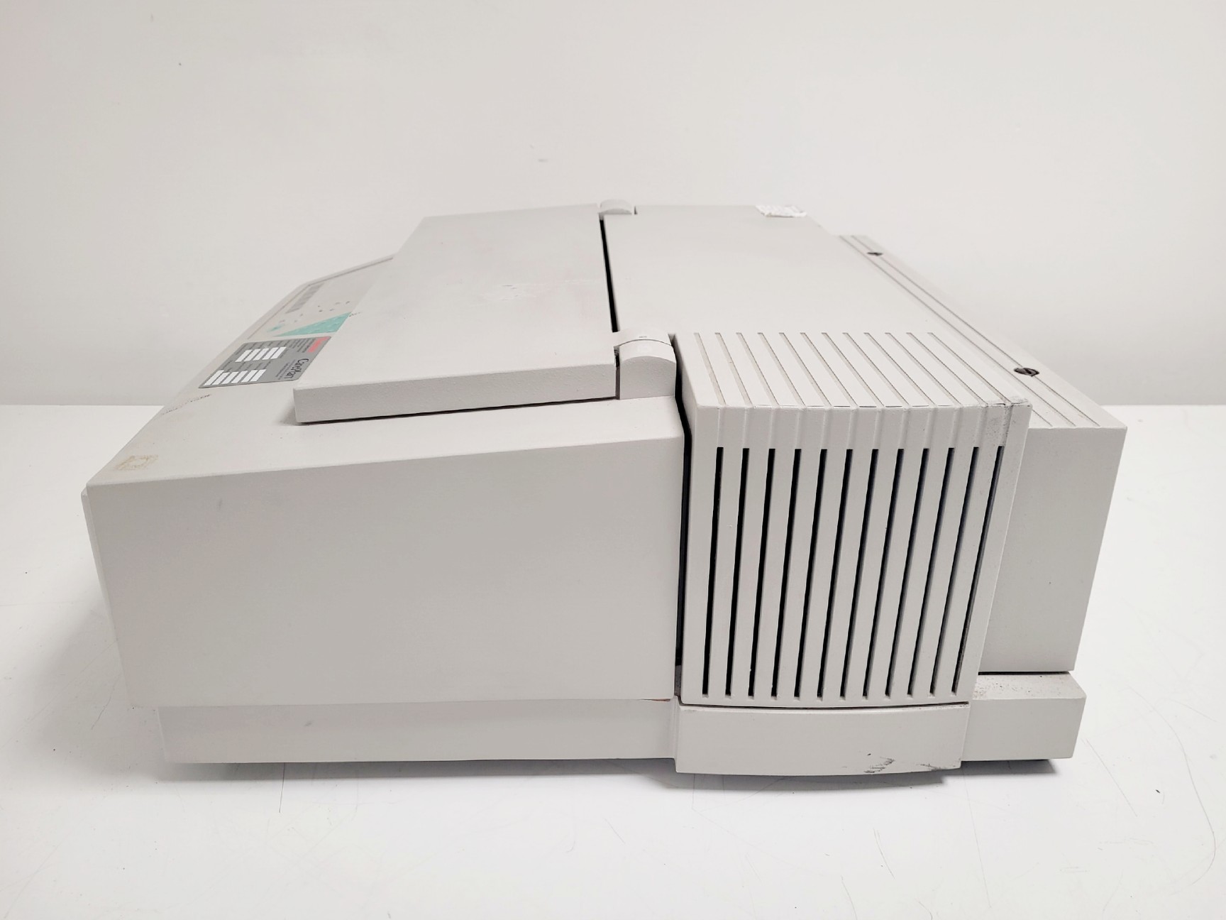 Image of Thermo Electron Corporation UNICAM UV2 UV/Vis Spectrometer Spares/Repair 