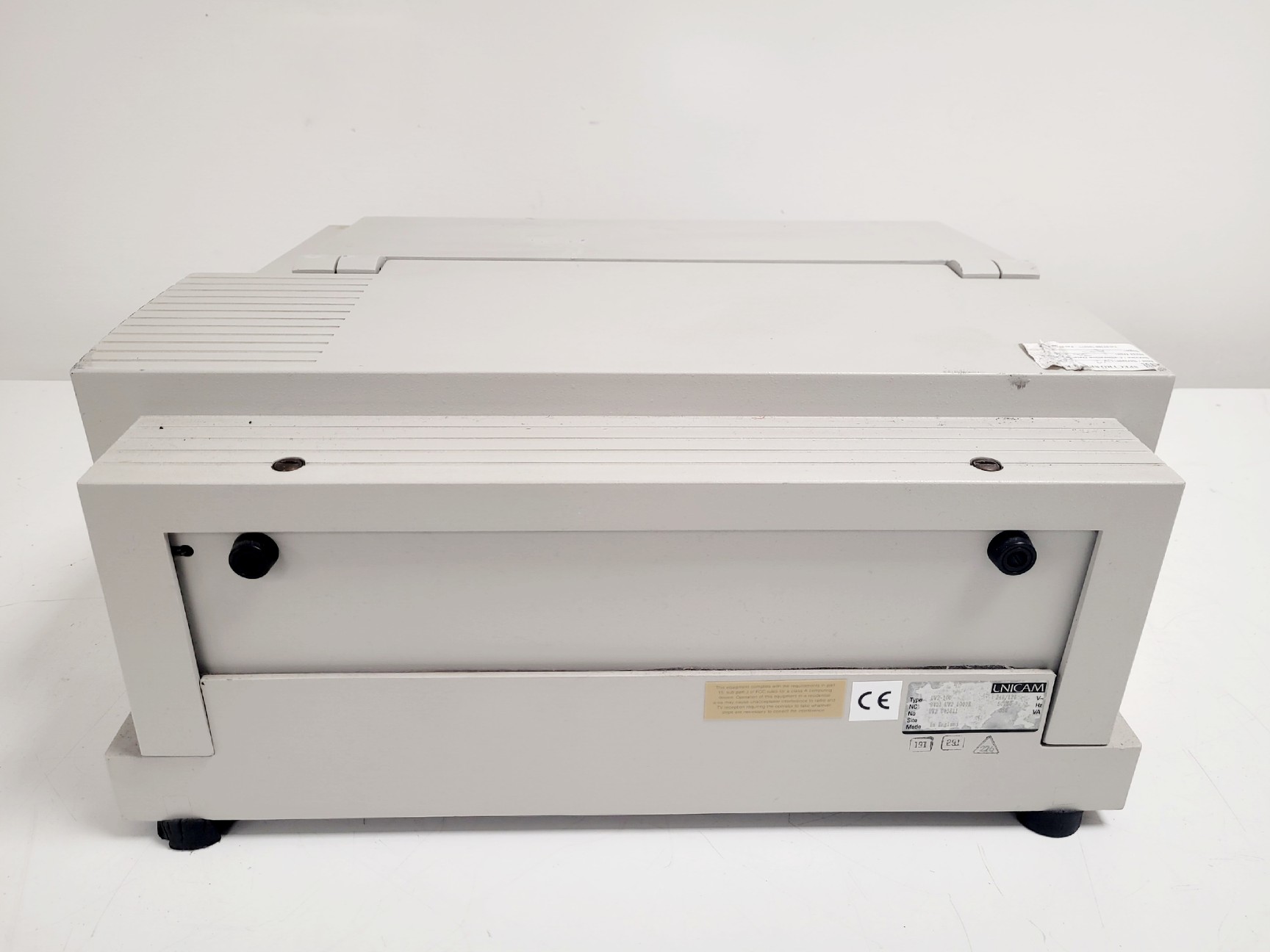 Image of Thermo Electron Corporation UNICAM UV2 UV/Vis Spectrometer Spares/Repair 