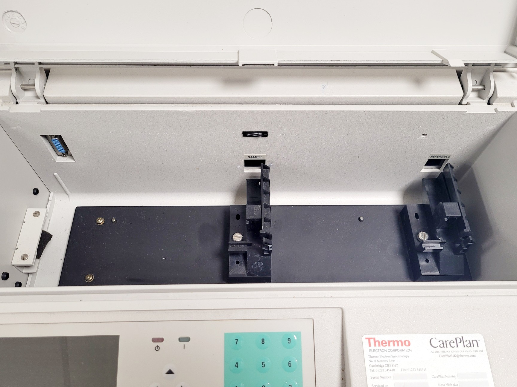 Image of Thermo Electron Corporation UNICAM UV2 UV/Vis Spectrometer Spares/Repair 