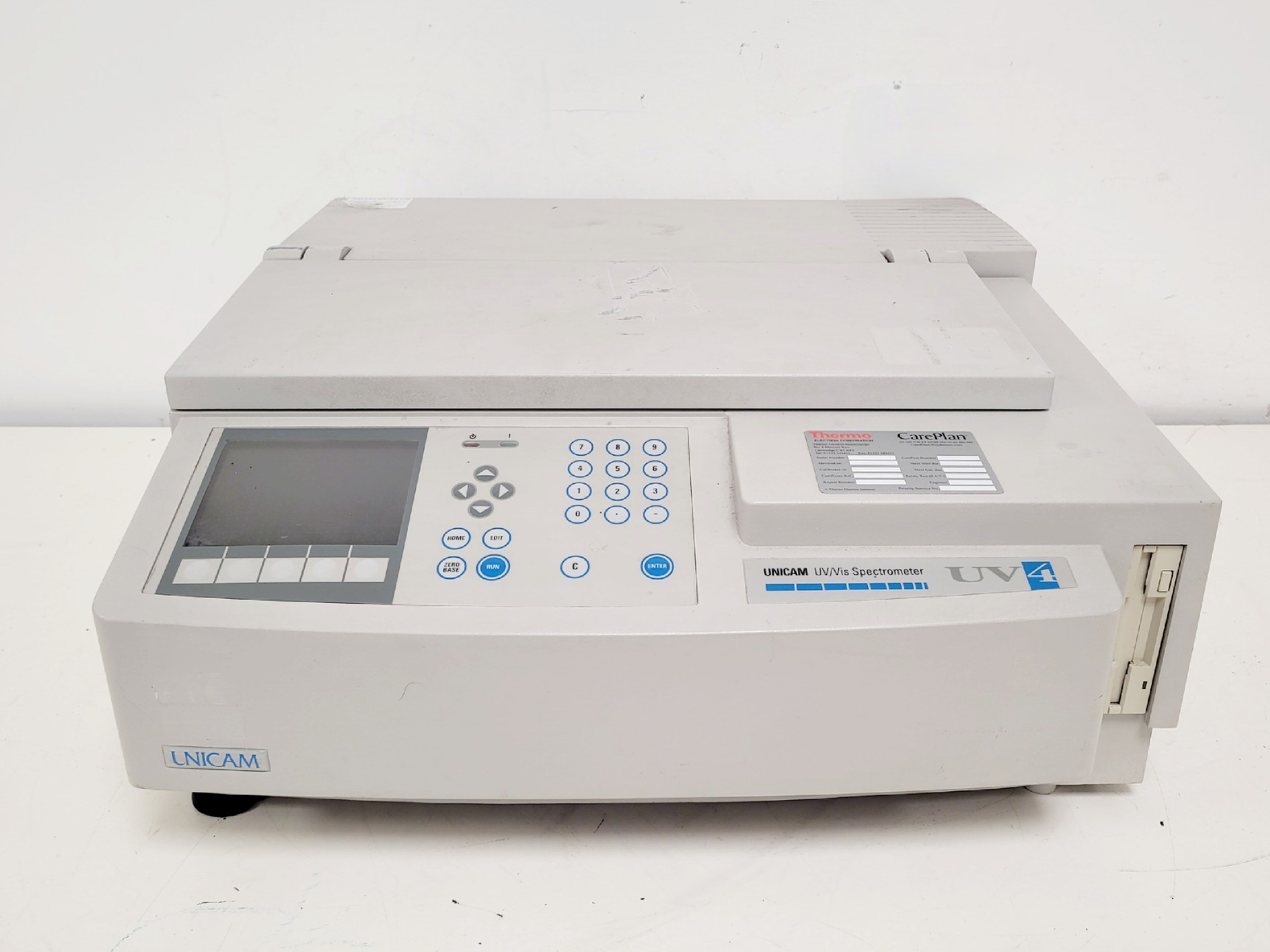 Image of Thermo Electron Corporation UNICAM UV4 UV/Vis Spectrometer 