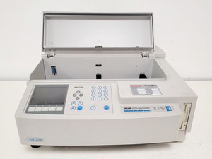 Thumbnail image of Thermo Electron Corporation UNICAM UV4 UV/Vis Spectrometer 