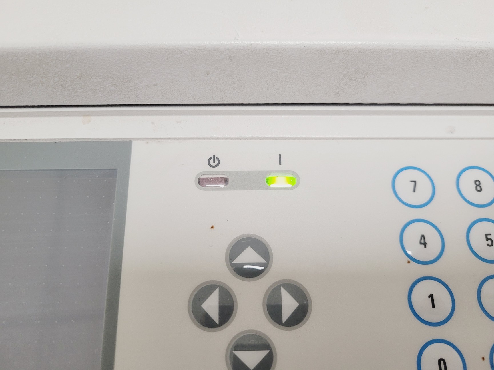 Image of Thermo Electron Corporation UNICAM UV4 UV/Vis Spectrometer 