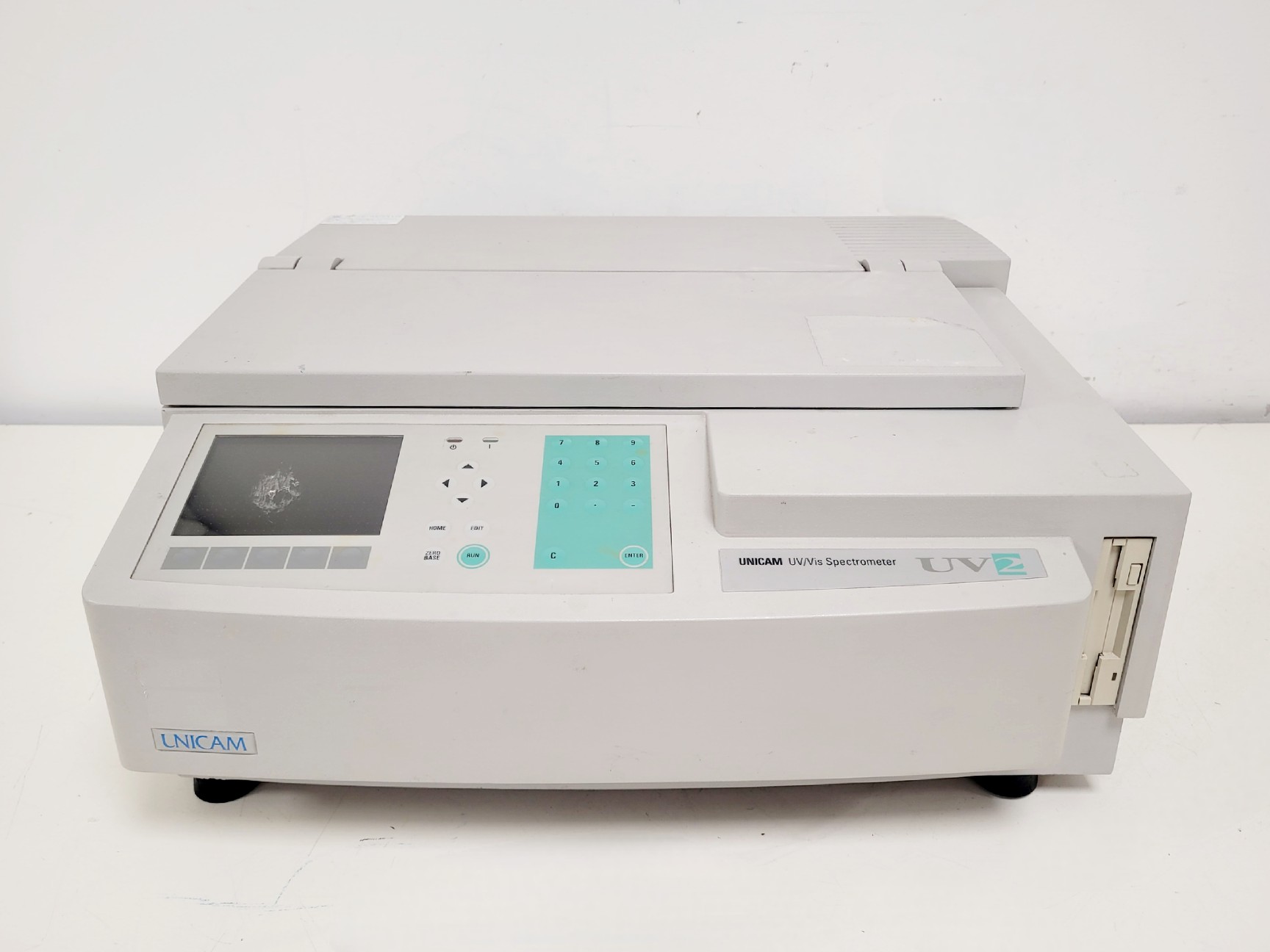 Image of Thermo Electron Corporation UNICAM UV2 UV/Vis Spectrometer Spares/Repair 