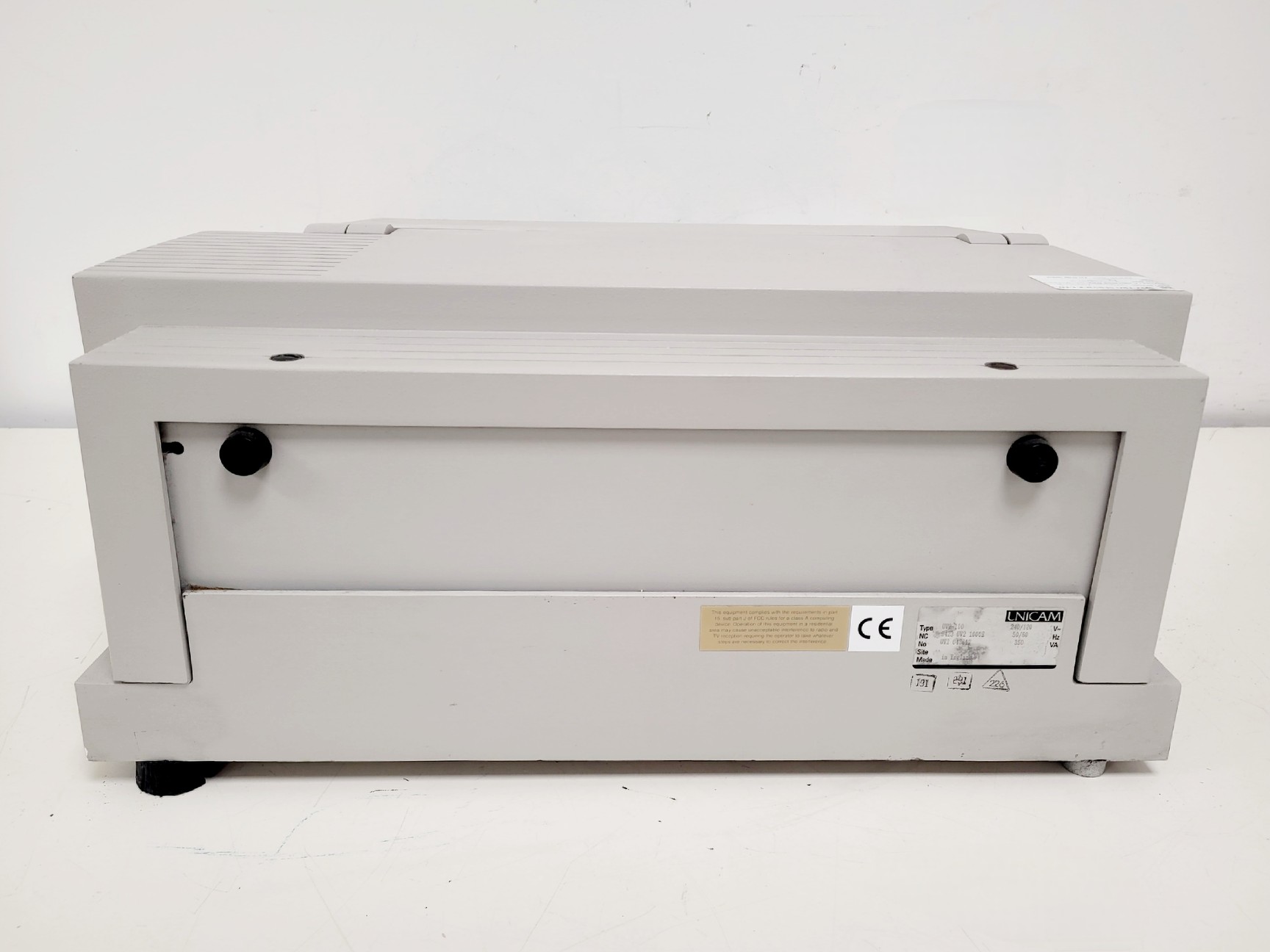 Image of Thermo Electron Corporation UNICAM UV2 UV/Vis Spectrometer Spares/Repair 