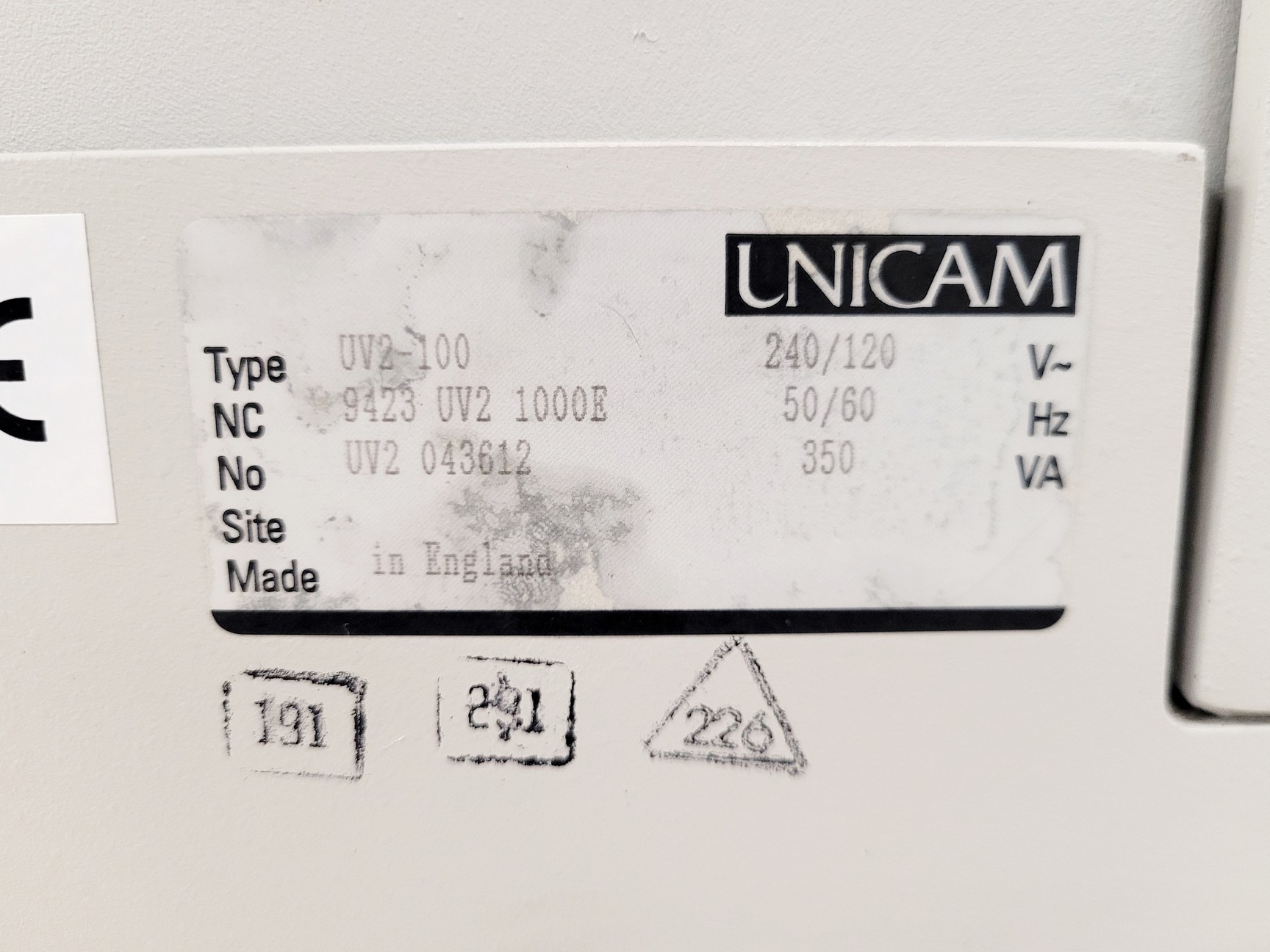 Image of Thermo Electron Corporation UNICAM UV2 UV/Vis Spectrometer Spares/Repair 