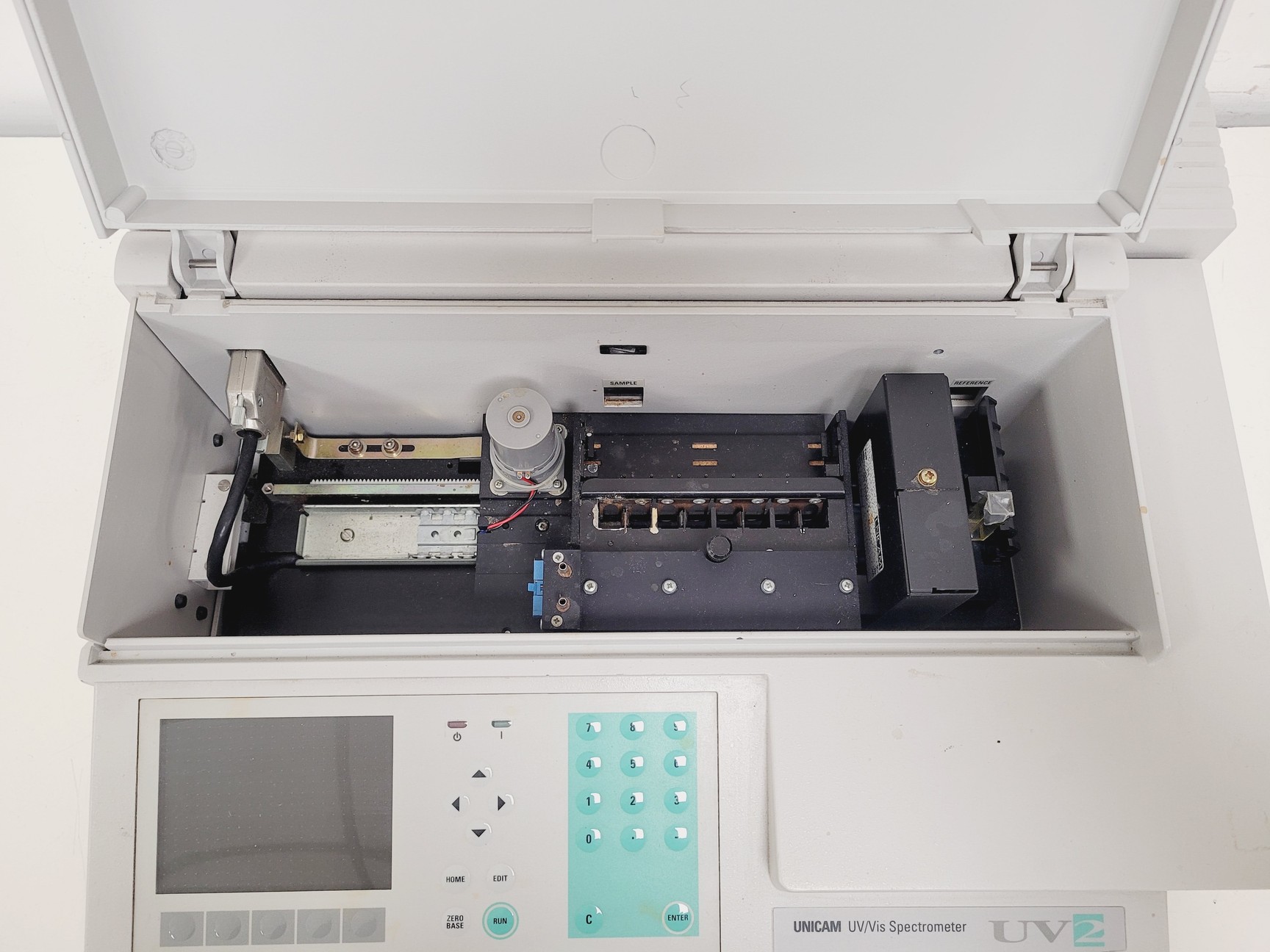 Image of Thermo Electron Corporation UNICAM UV2 UV/Vis Spectrometer Spares/Repair 