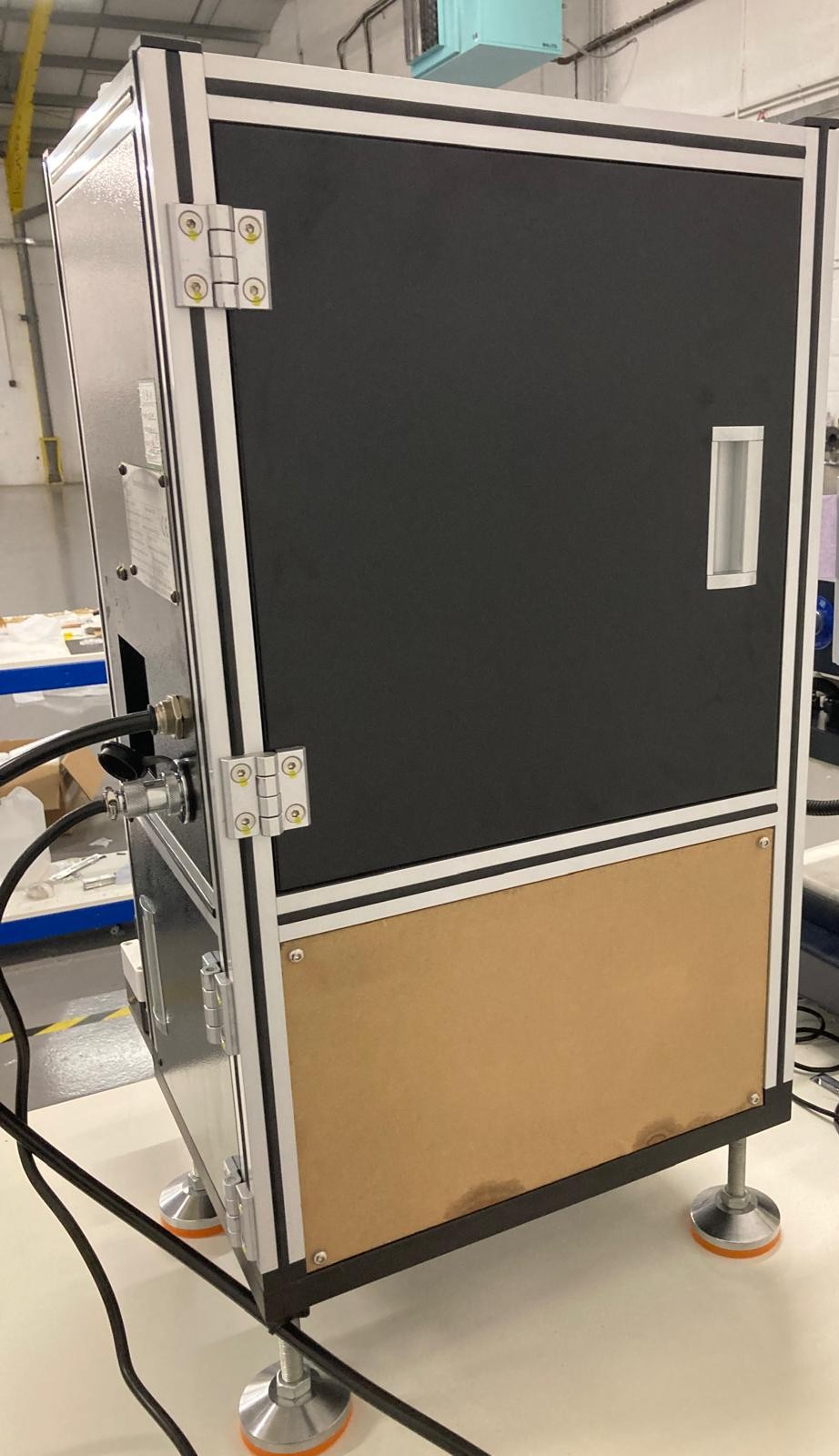 Image of Gelon GN-S200P Semi-Auto Electrode Punching Machine Lab