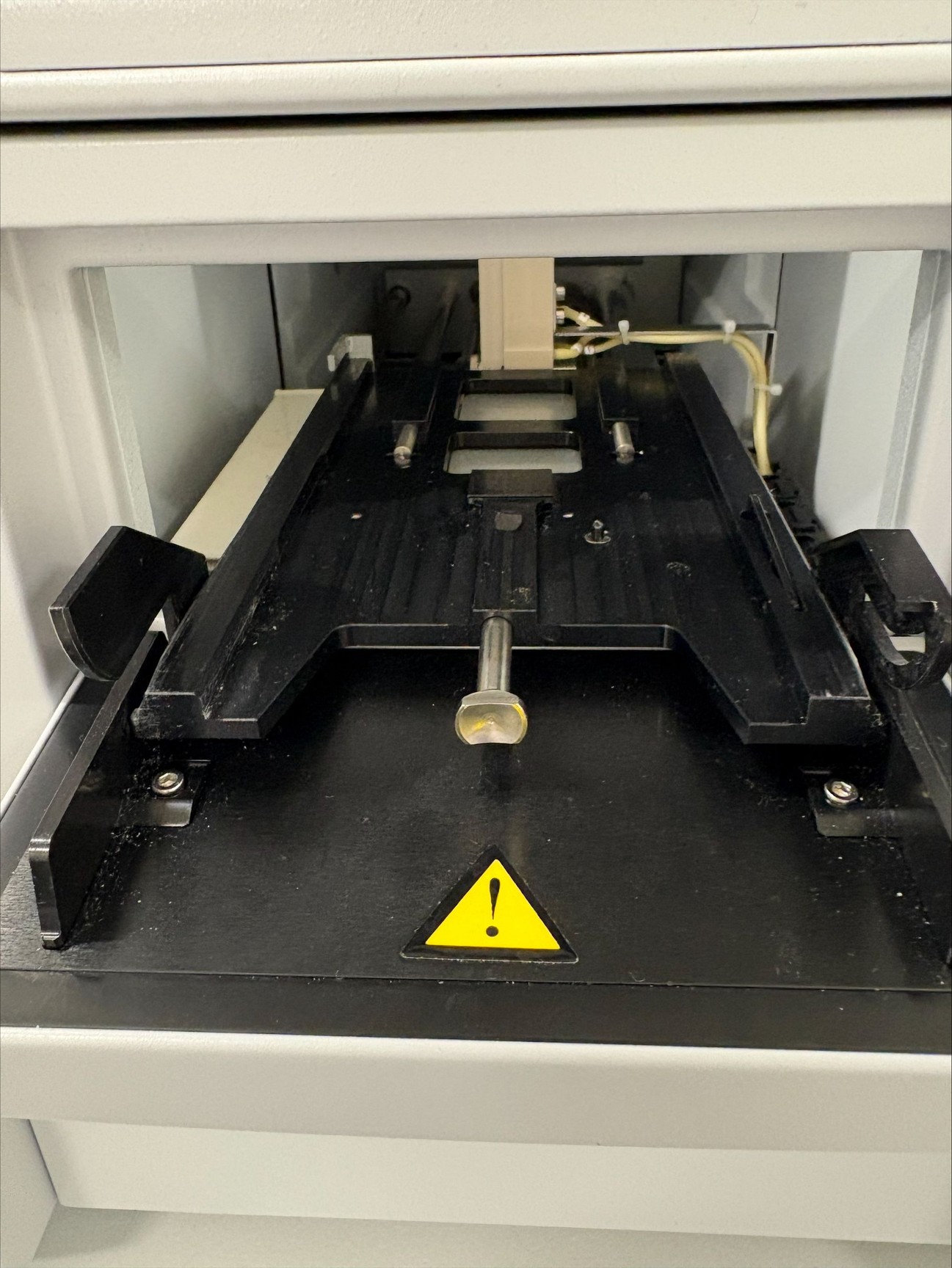 Image of Cytiva Biacore T200 Surface Plasmon Resonance (SPR) System (2021) Biomolecular 