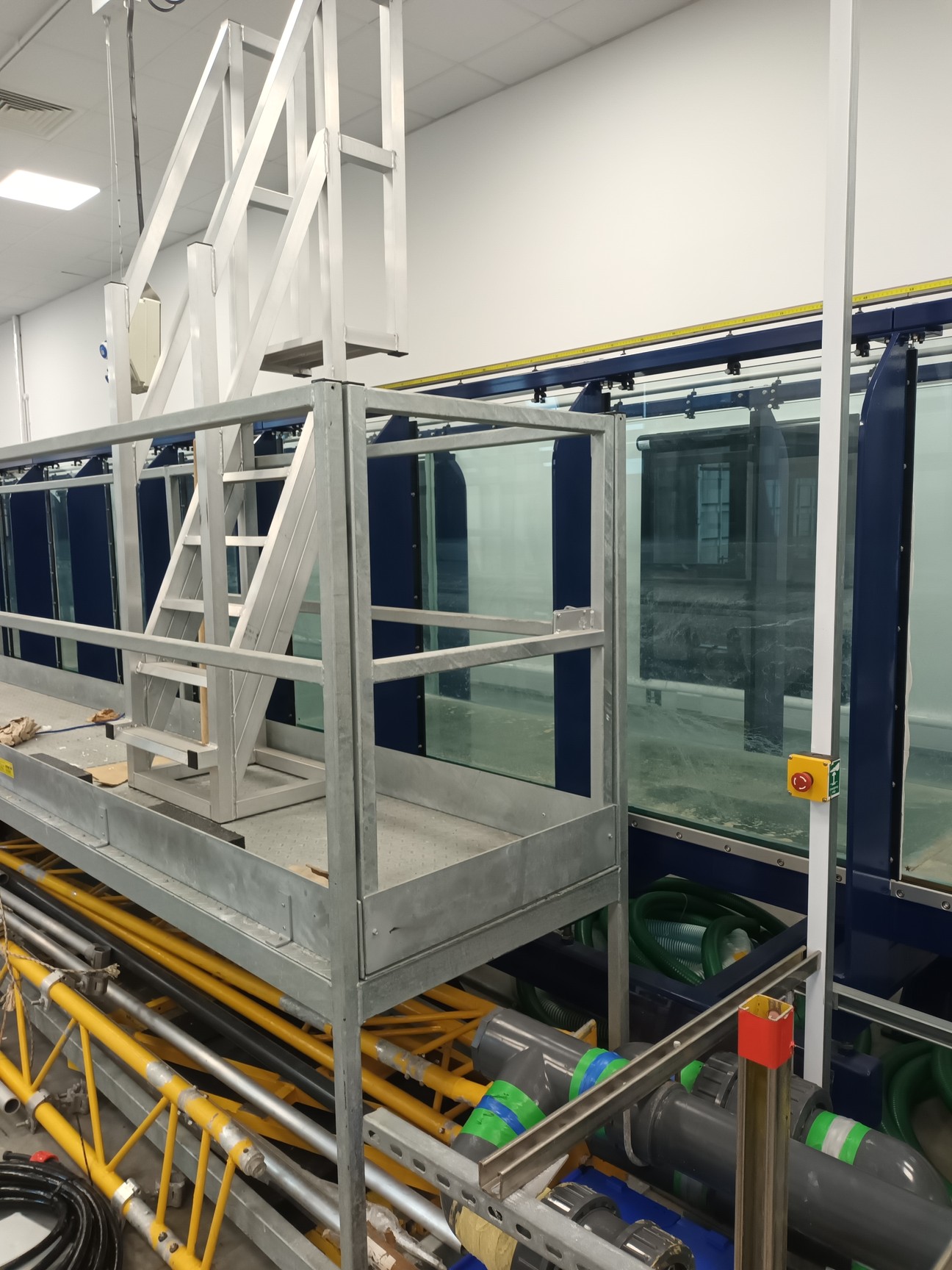 Image of Armfield Research Wave Flume w/ HR Wallingford Wave Paddle & Controller + Global