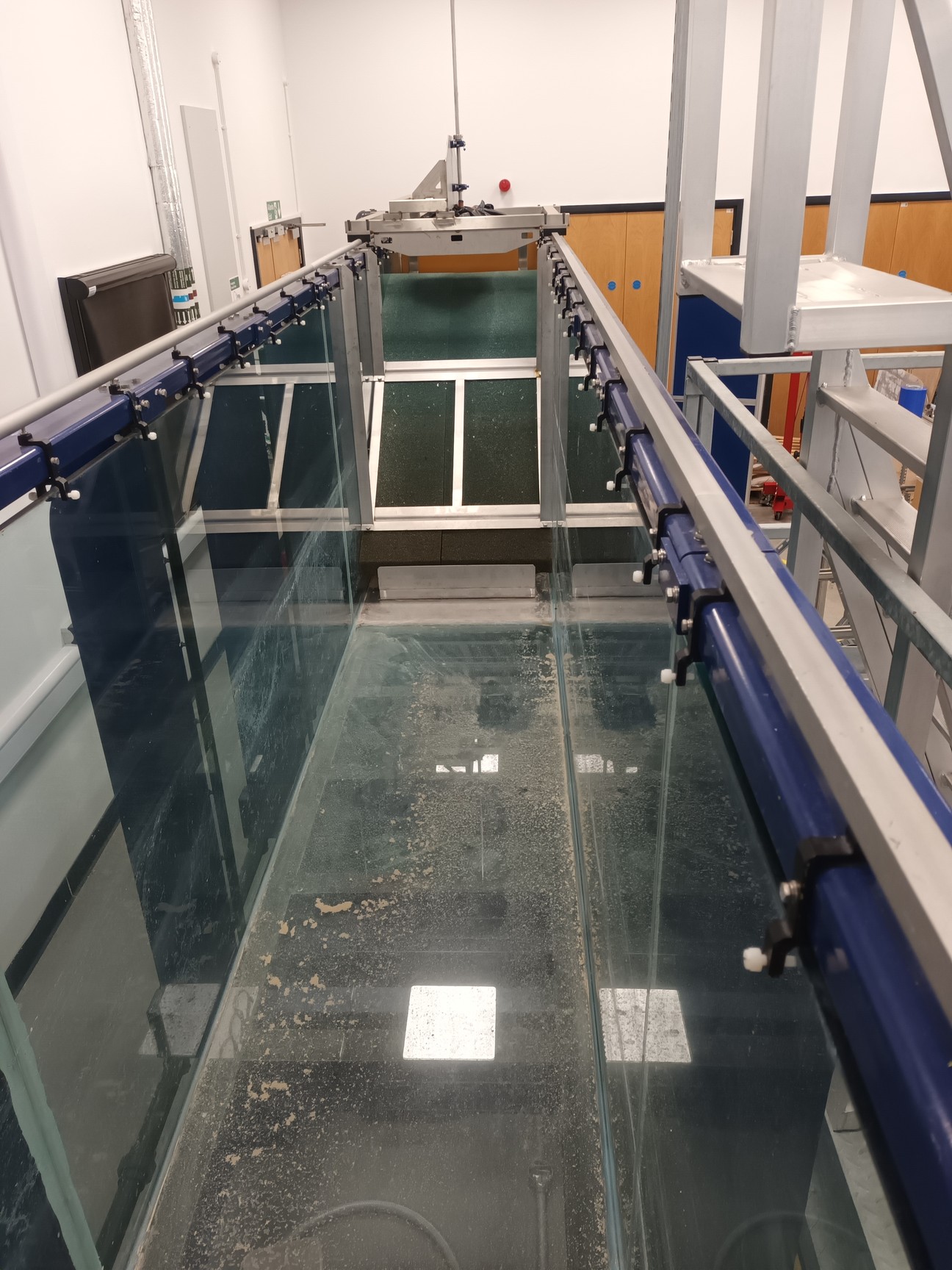 Image of Armfield Research Wave Flume w/ HR Wallingford Wave Paddle & Controller + Global