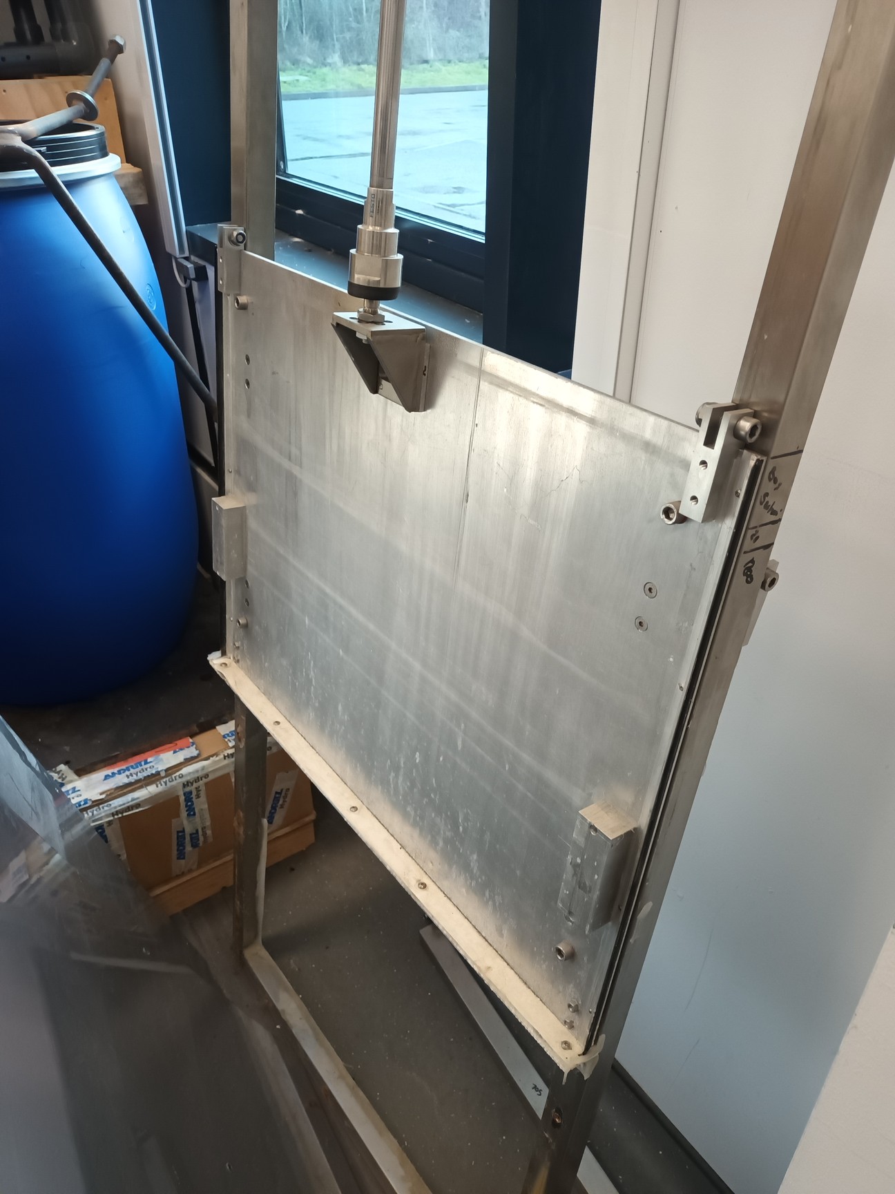 Image of Armfield Research Wave Flume w/ HR Wallingford Wave Paddle & Controller + Global