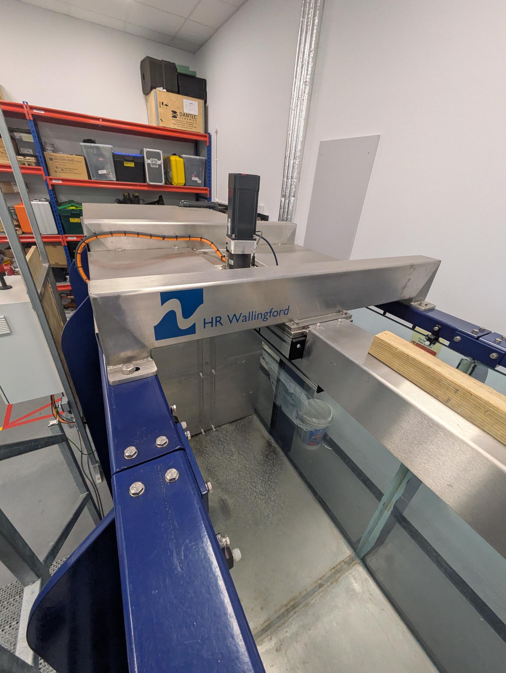 Image of Armfield Research Wave Flume w/ HR Wallingford Wave Paddle & Controller + Global