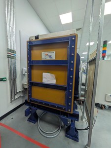 Thumbnail image of Armfield Research Wave Flume w/ HR Wallingford Wave Paddle & Controller + Global