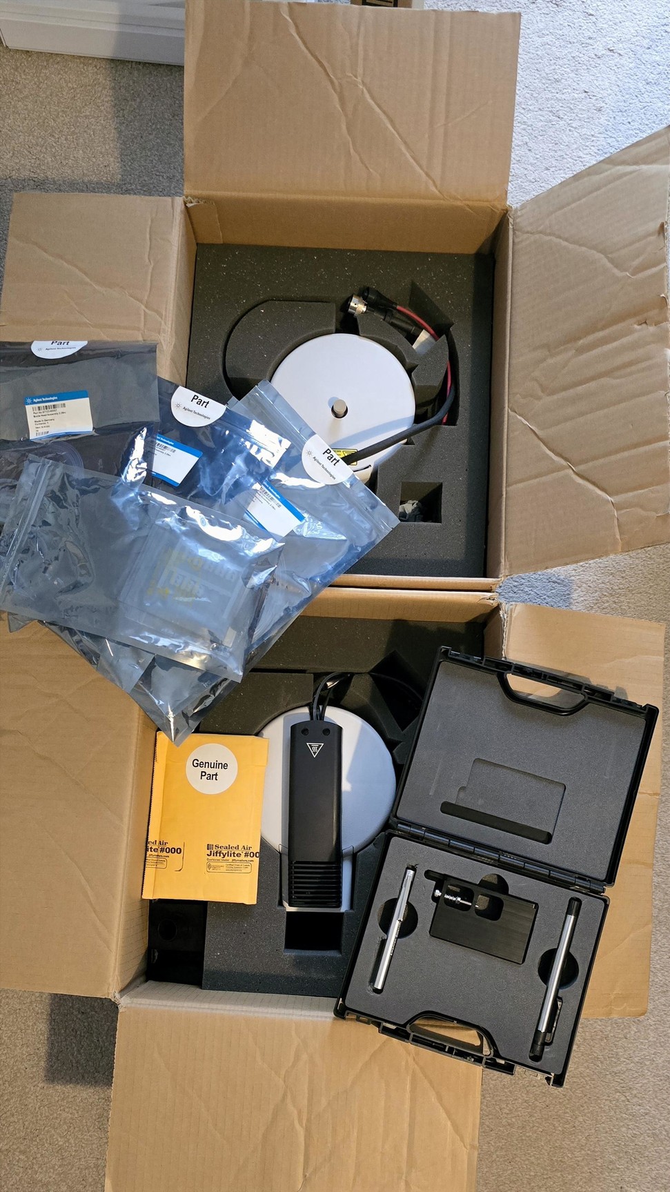 Image of Agilent 6530 Accurate-Mass Q-TOF LC/MS System w/ Agilent 1290 Infinity LC Stack 