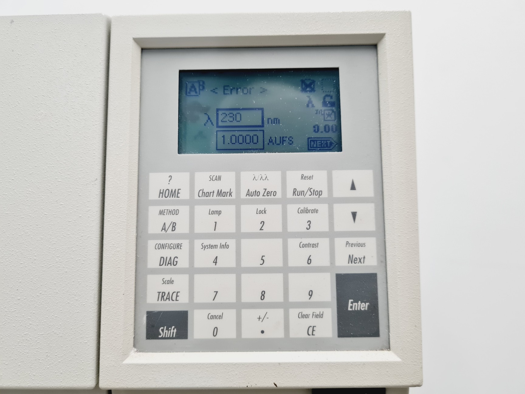 Image of Waters HPLC 600E System with 717 Autosampler, 996 PAD, 2487 DʎAD, M-470