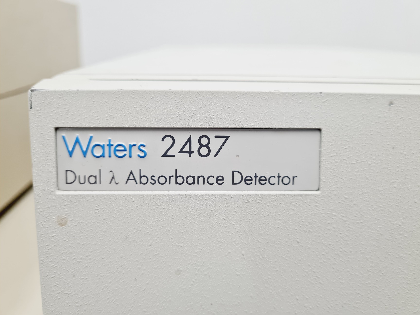 Image of Waters HPLC 600E System with 717 Autosampler, 996 PAD, 2487 DʎAD, M-470