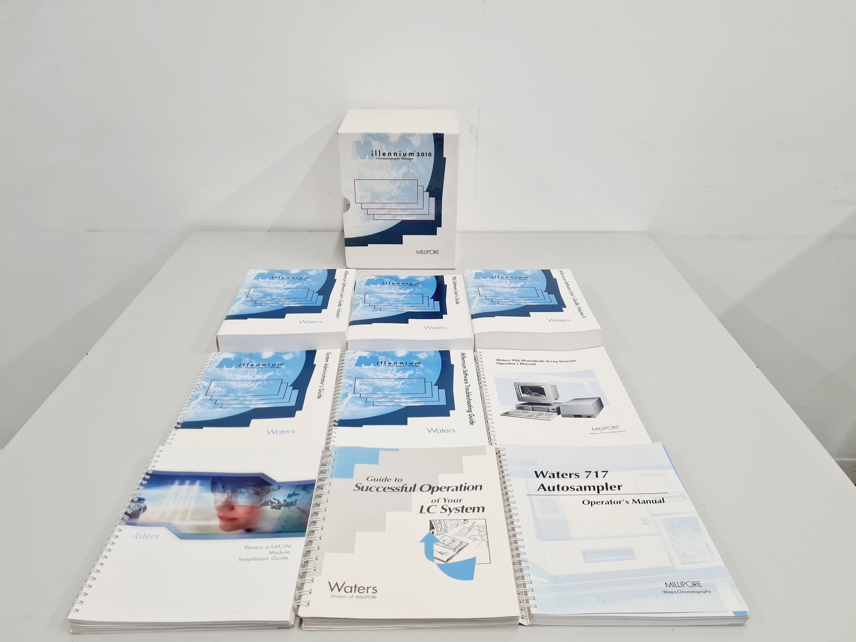 Image of Waters HPLC 600E System with 717 Autosampler, 996 PAD, 2487 DʎAD, M-470