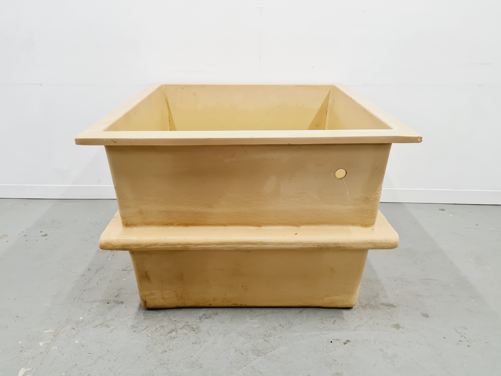 Image of Large Beige Cubic Fibreglass Tank 605L