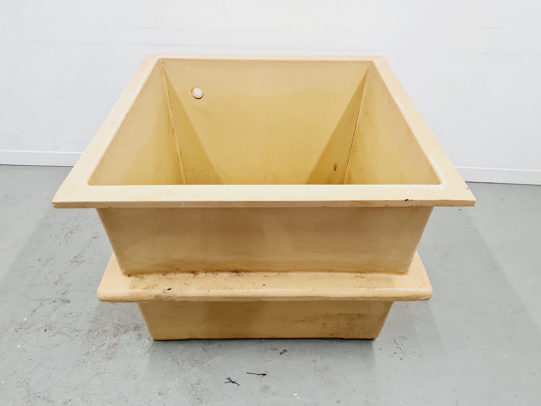 Image of Large Beige Cubic Fibreglass Tank 605L