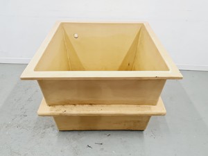 Thumbnail image of Large Beige Cubic Fibreglass Tank 605L