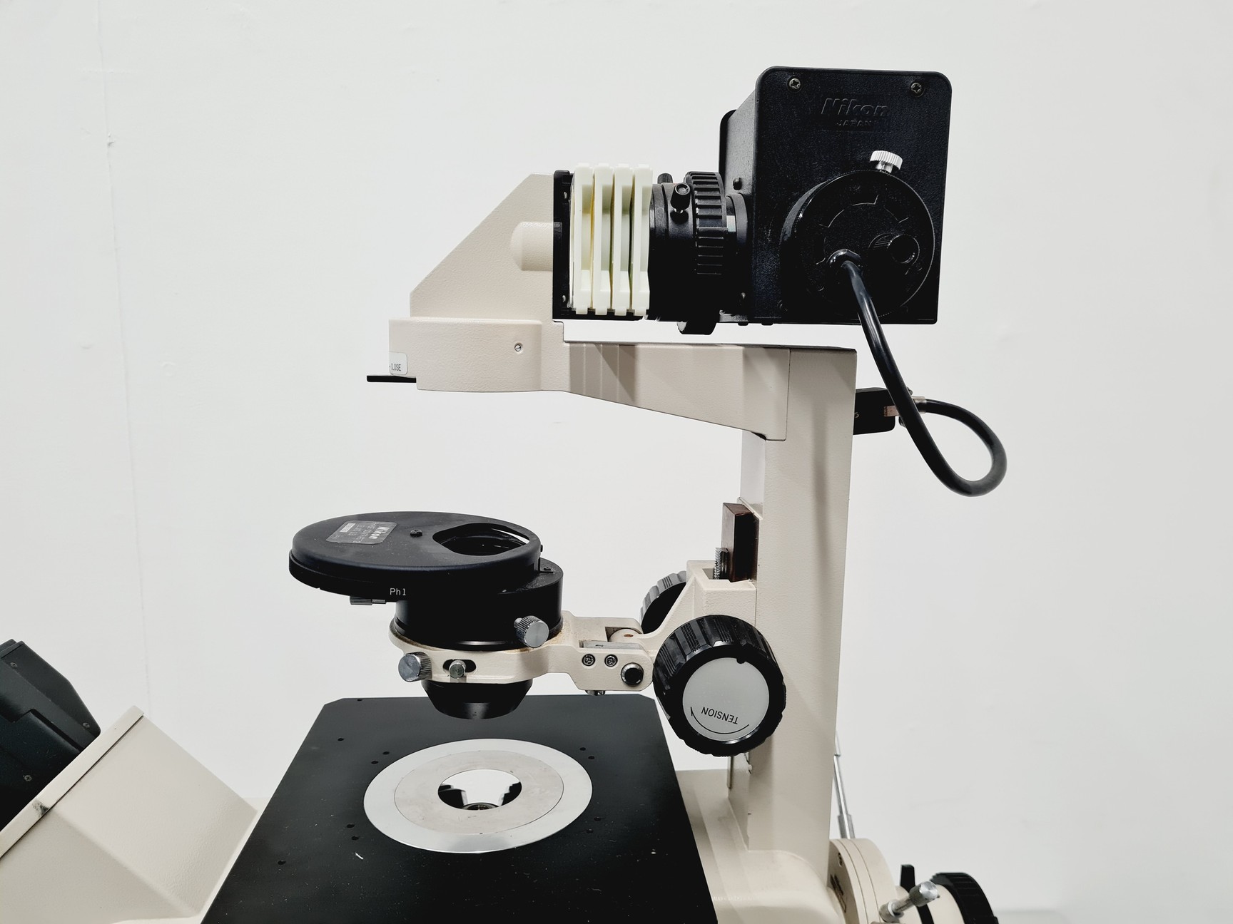 Image of Nikon Diaphot Inverted Microscope