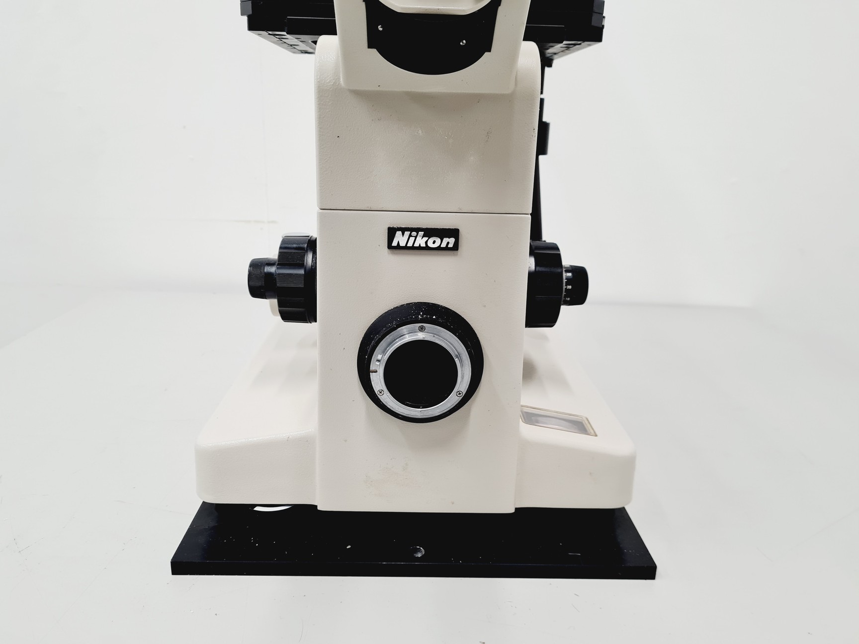 Image of Nikon Diaphot Inverted Microscope