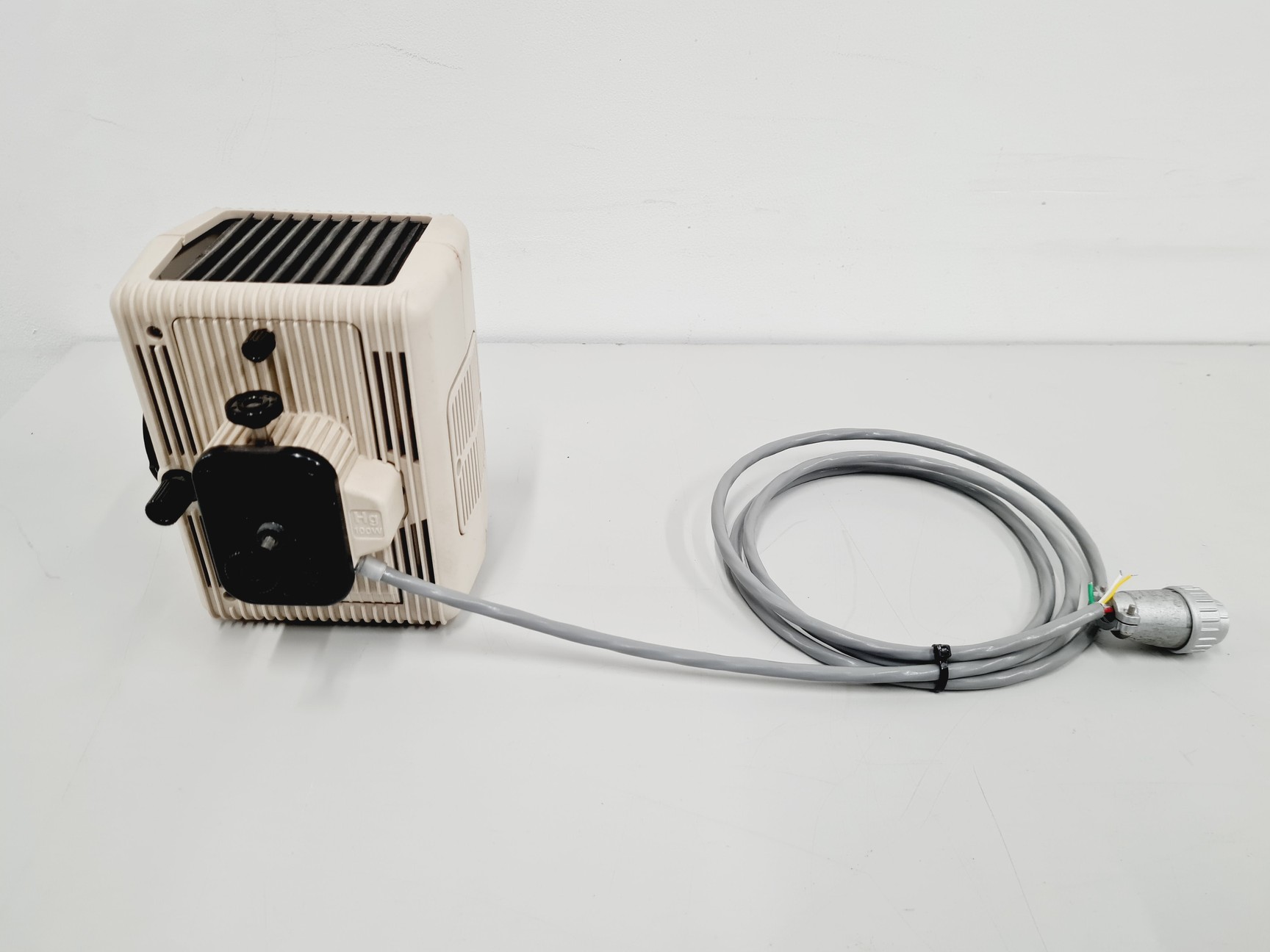 Image of Nikon Diaphot Inverted Microscope