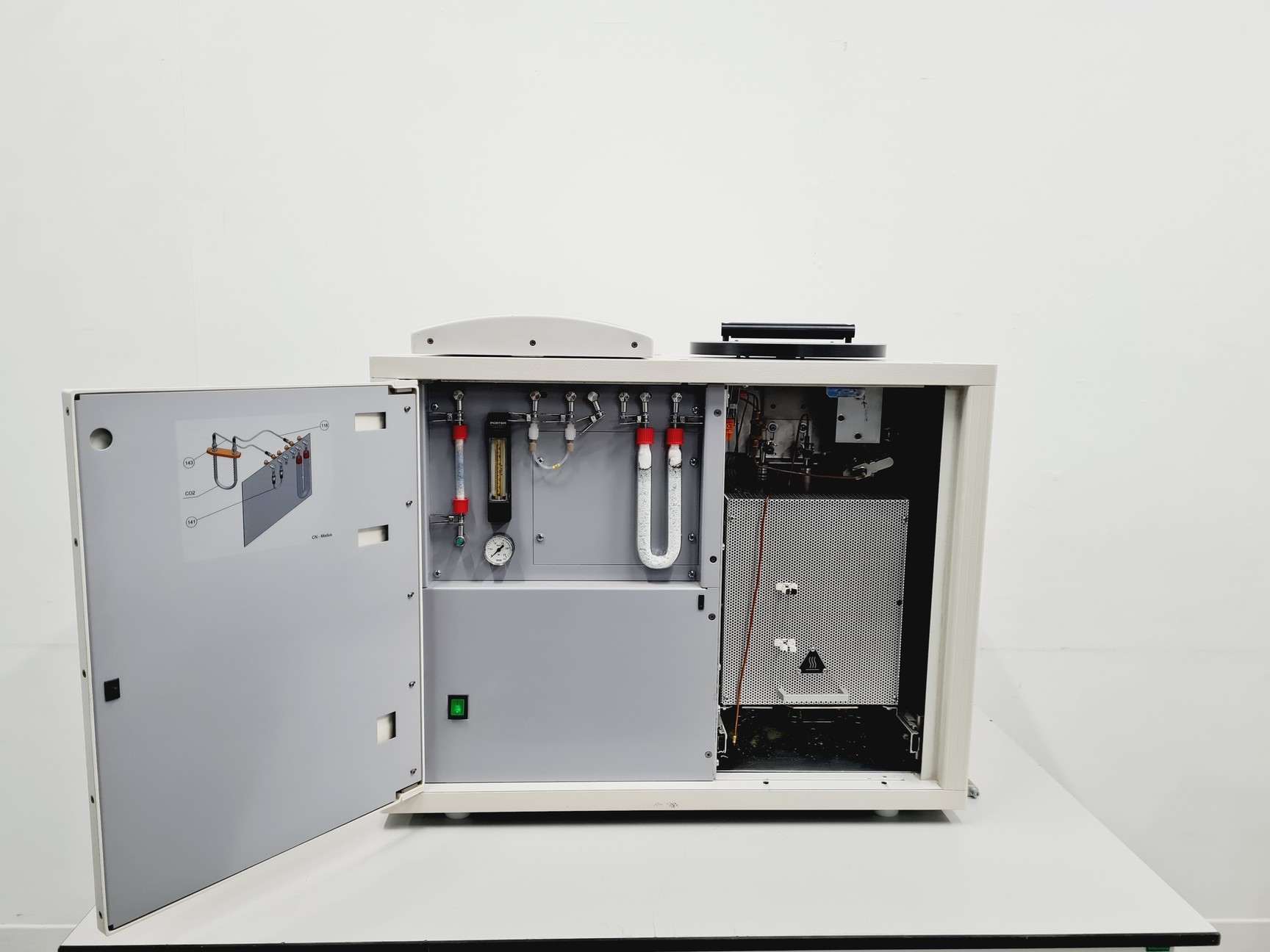 Image of Elementar Vario Macro CN Elemental Analyzer