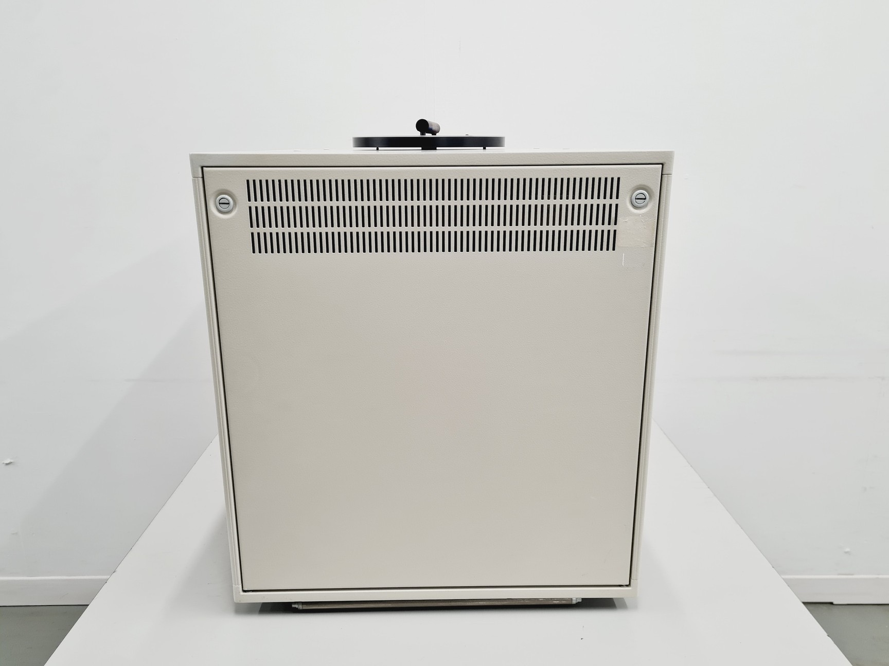 Image of Elementar Vario Macro CN Elemental Analyzer