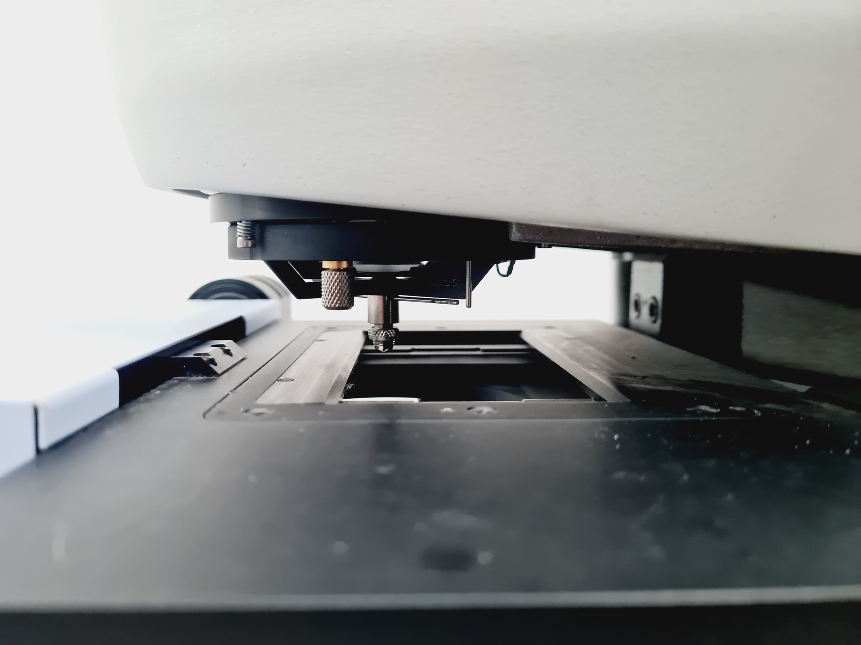 Image of Perkin Elmer Spectrum Spotlight 200 FT-IR Microscope with Stage Controller