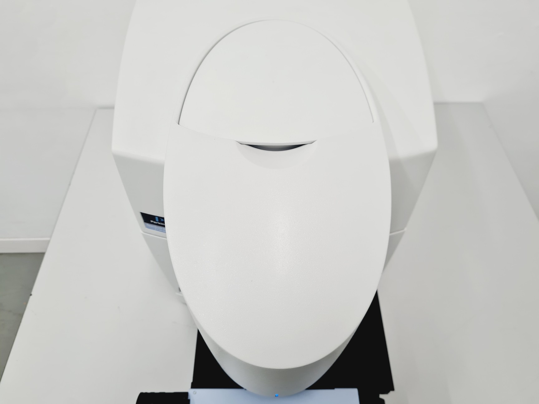 Image of Perkin Elmer Spectrum Spotlight 200 FT-IR Microscope with Stage Controller