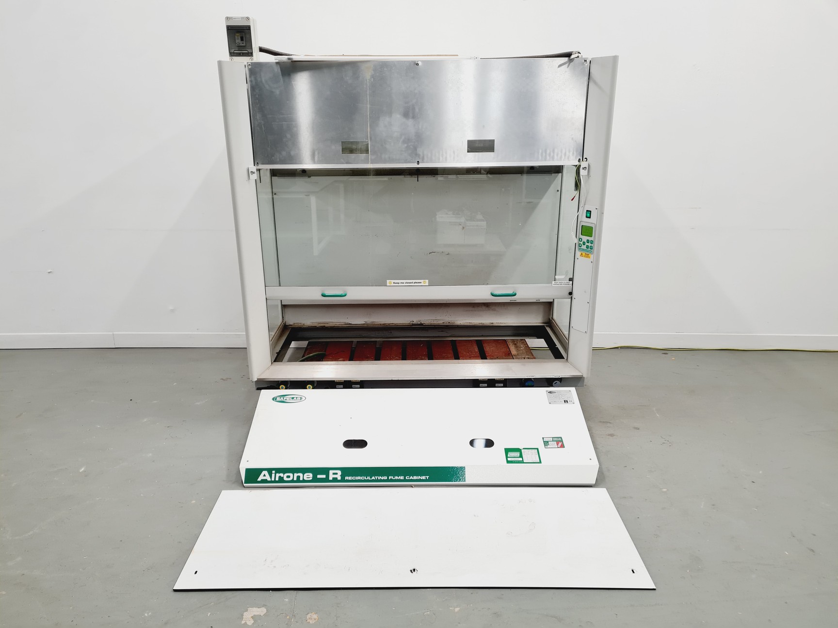 Image of Safelab Airone 1500R Recirculating Fume Cupboard 