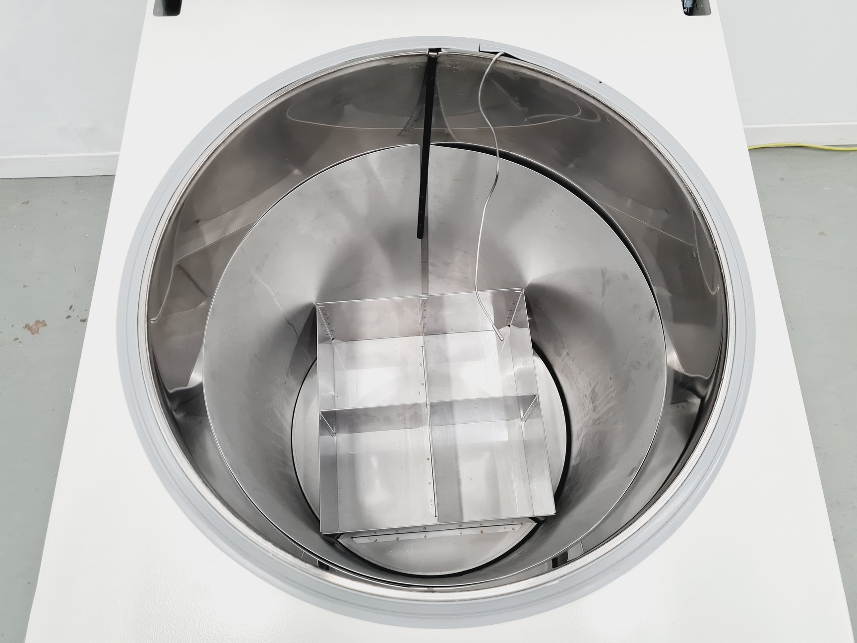 Image of Thermo Scientific CryoPlus 2 Model  7403TF Lab