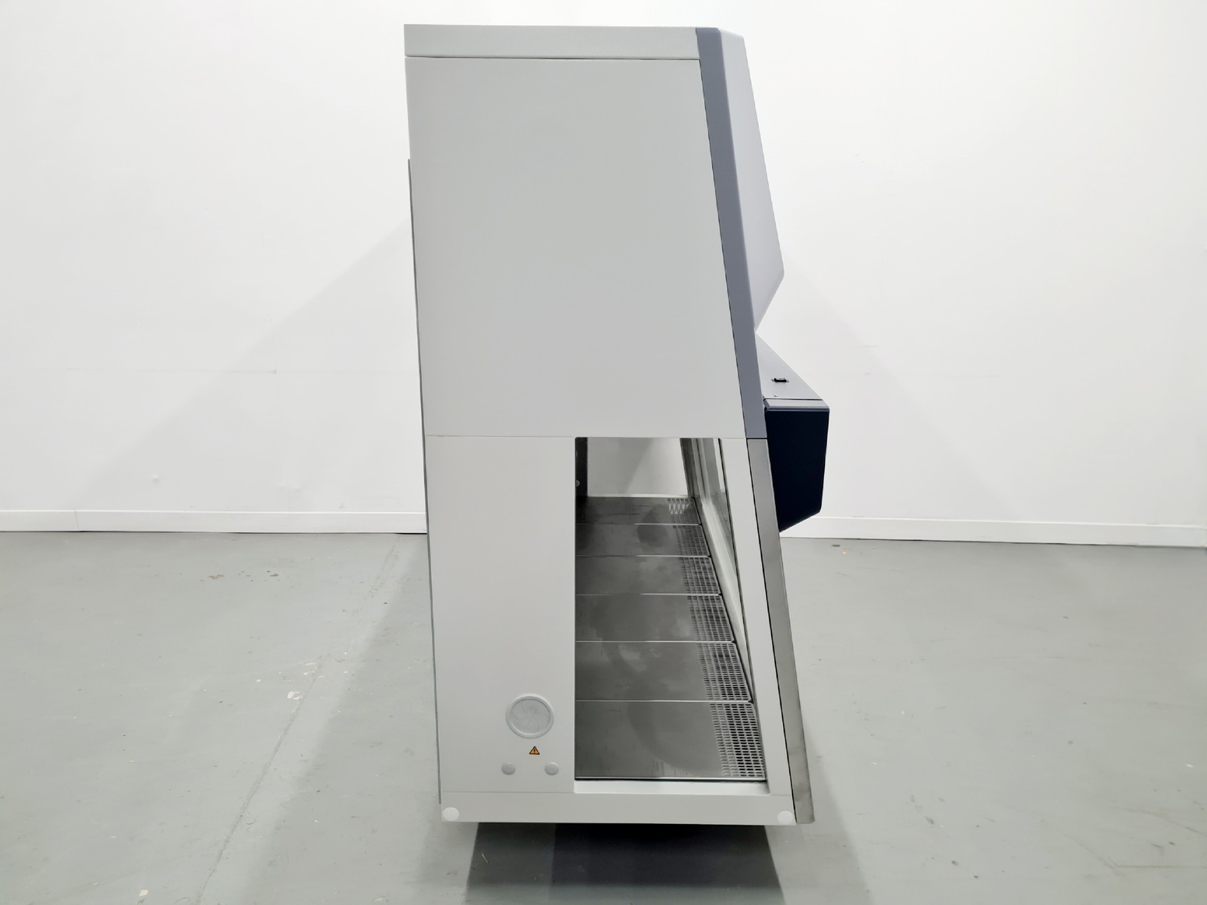 Image of Thermo Scientific HeraSafe 2030i 1.8 Microbiological Safety Cabinet Class II