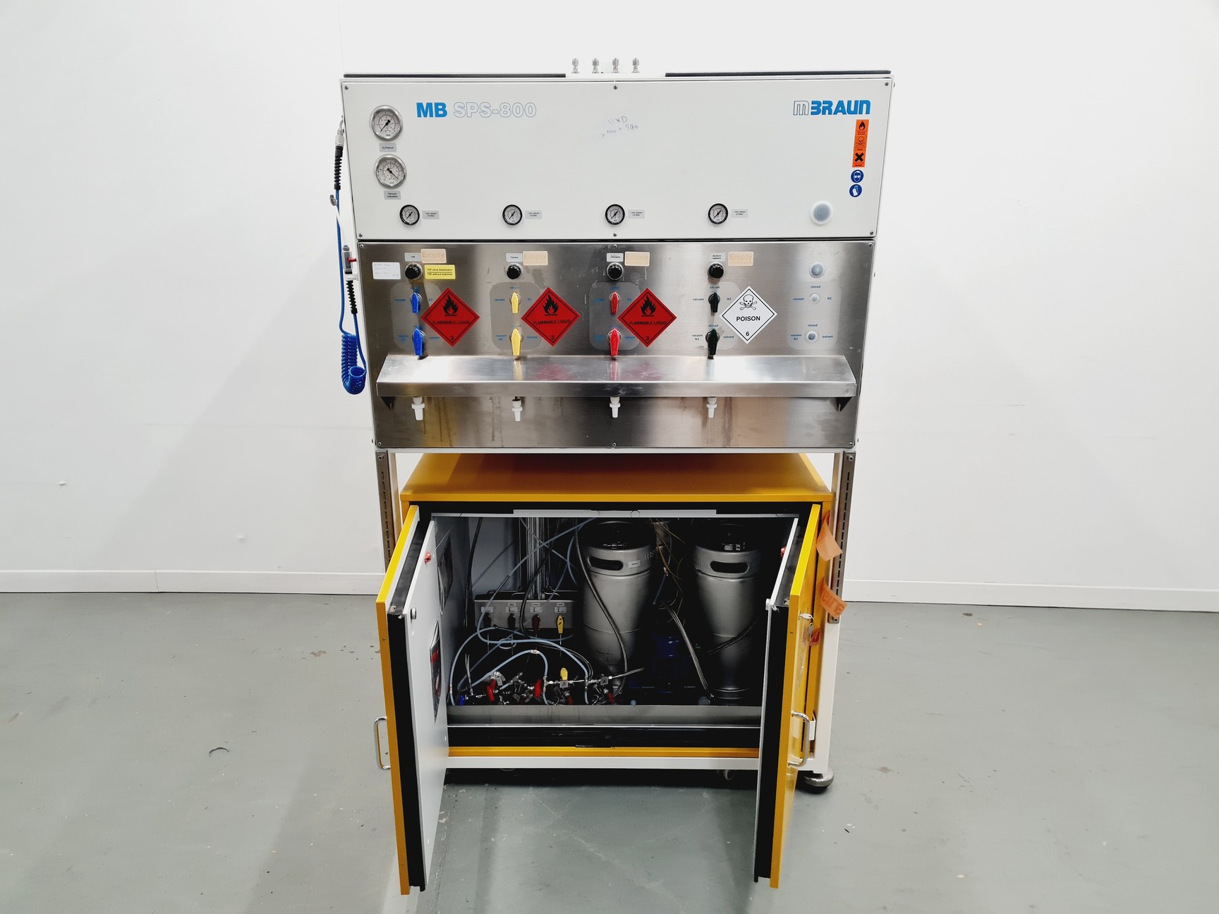 Image of MBraun MB-SPS 800 Solvent Extraction System Lab