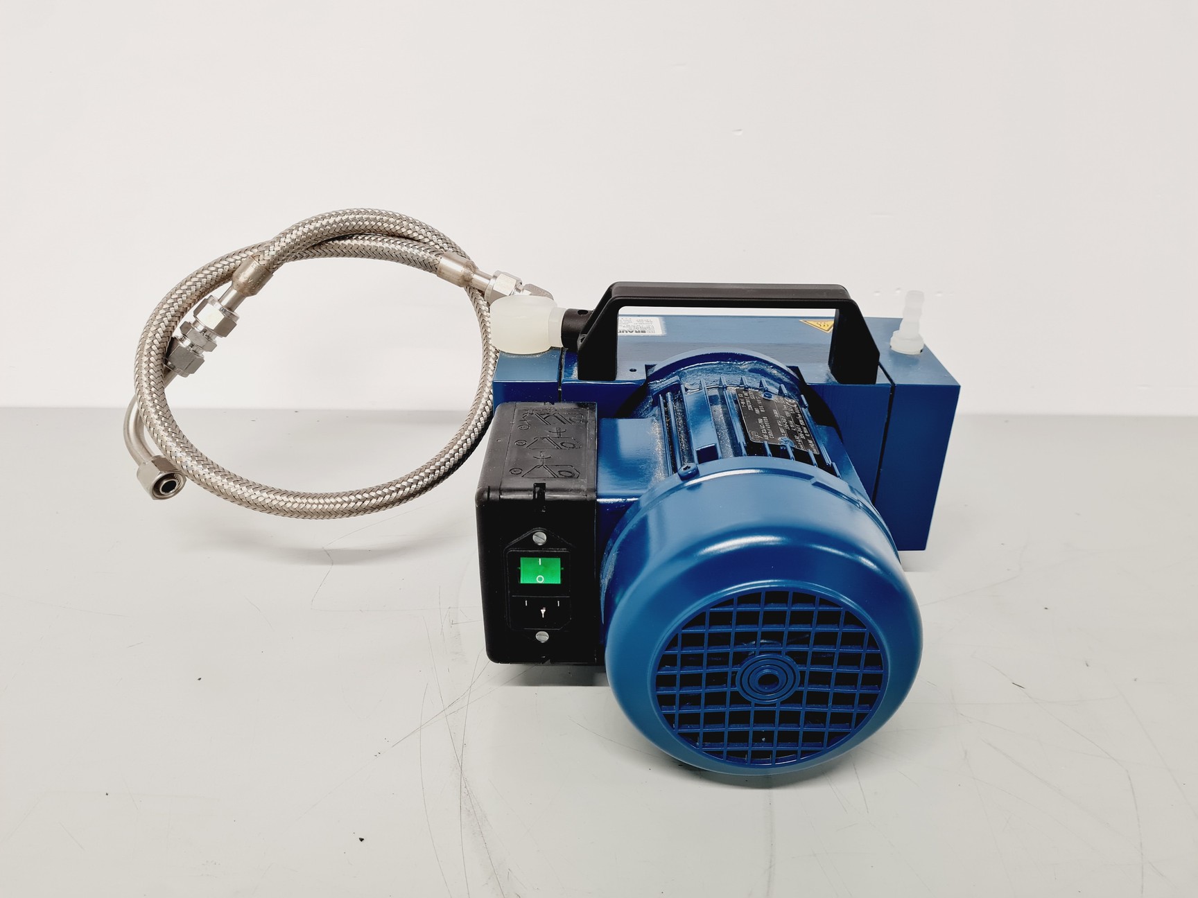 Image of MBraun MB-SPS 800 Solvent Extraction System Lab