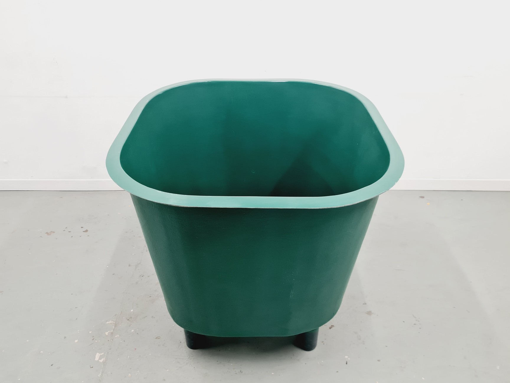 Image of Purewell Fish Farming Green Large Fibreglass Tank 640L 