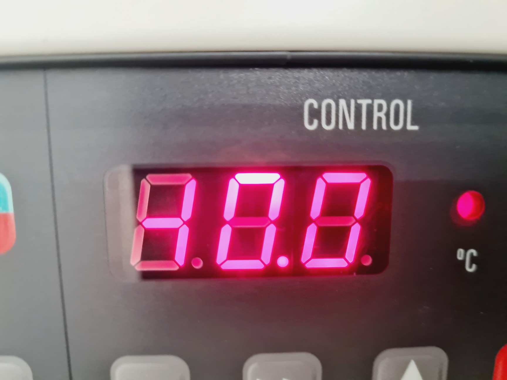 Image of Sanyo MIR-153 Refrigerated Laboratory Incubator Lab