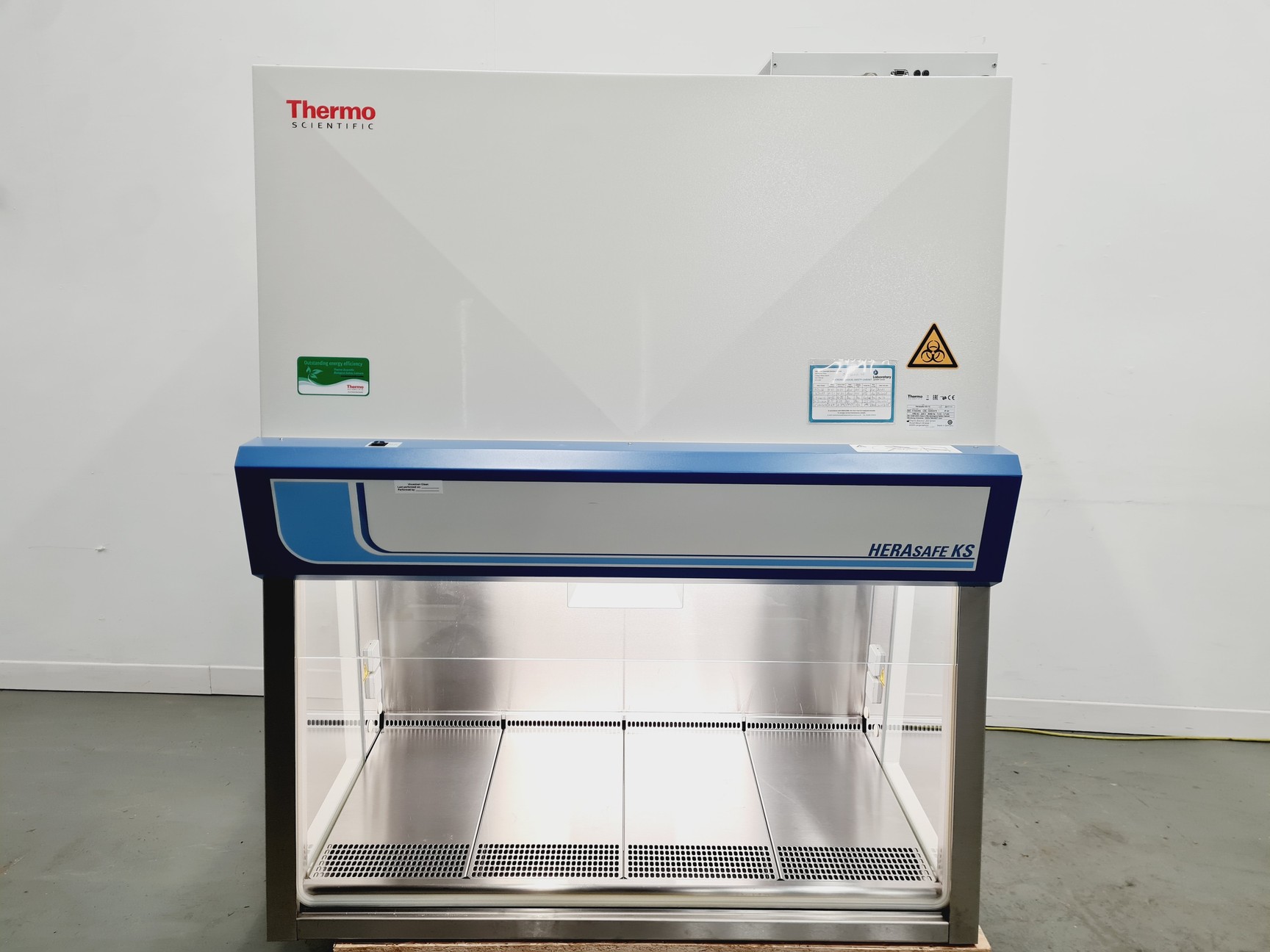 Image of Thermo Scientific Herasafe KS 12 Class II Safety Cabinet Lab