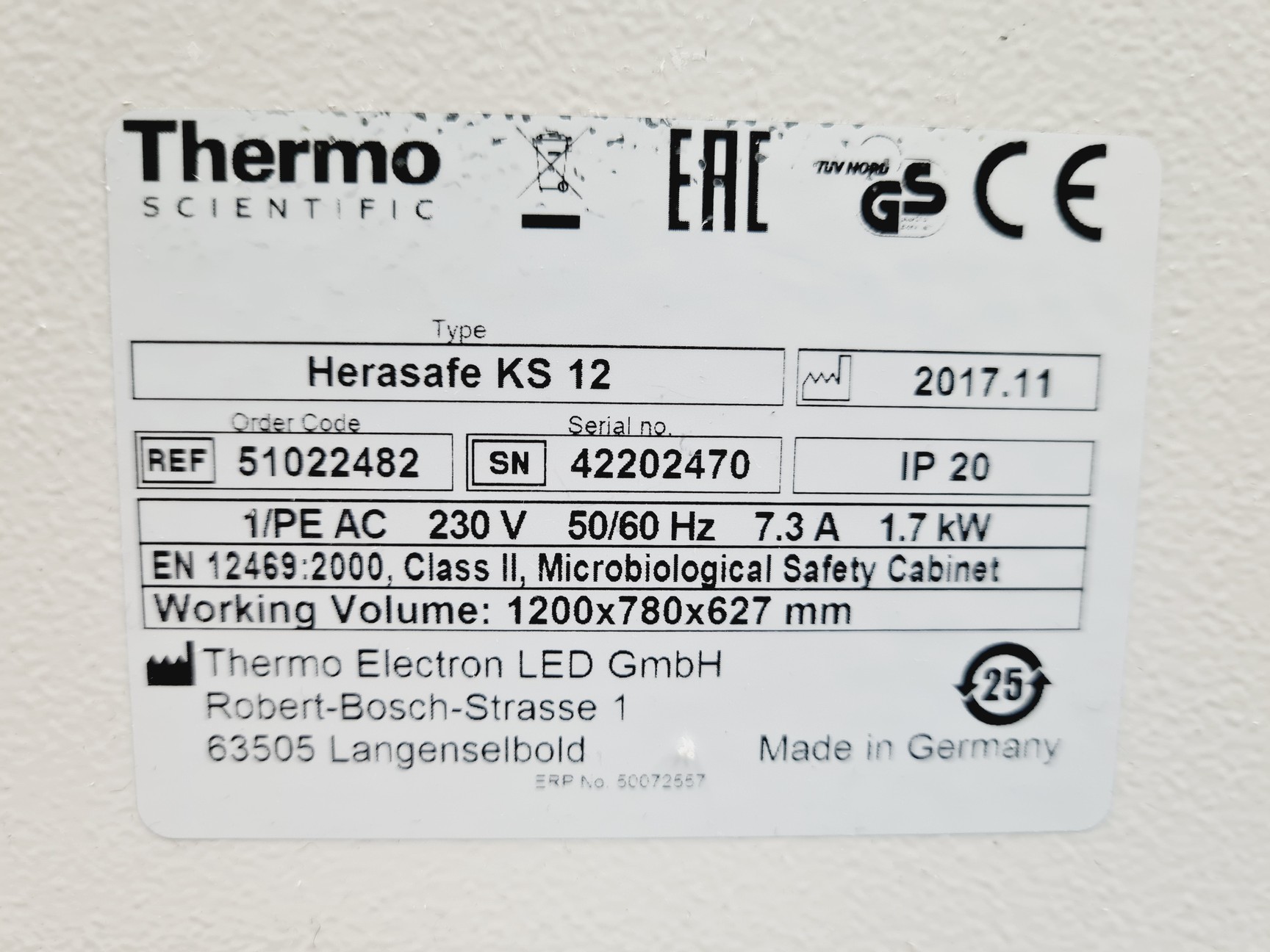 Image of Thermo Scientific Herasafe KS 12 Class II Safety Cabinet Lab