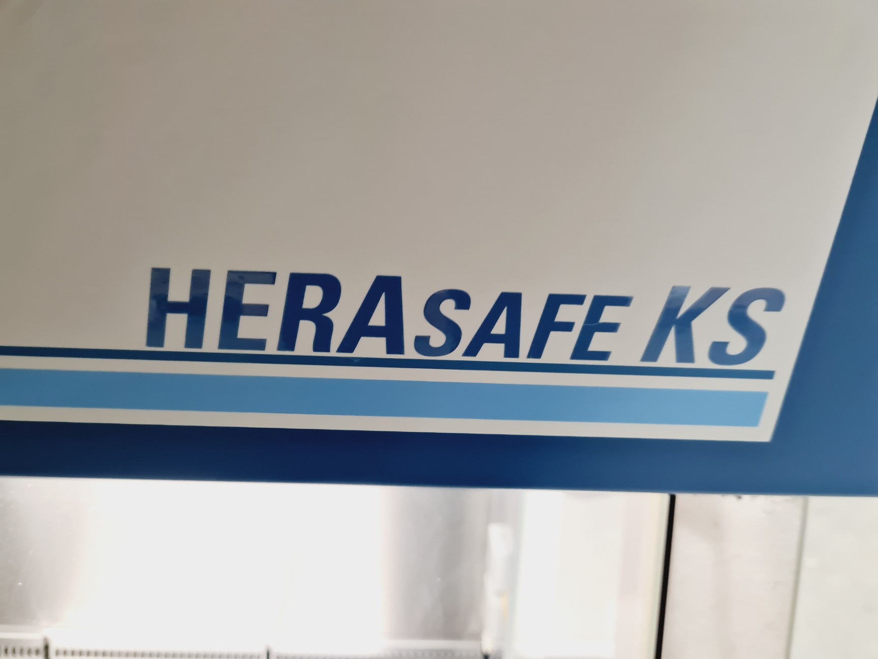 Image of Thermo Scientific Herasafe KS 12 Class II Safety Cabinet Lab