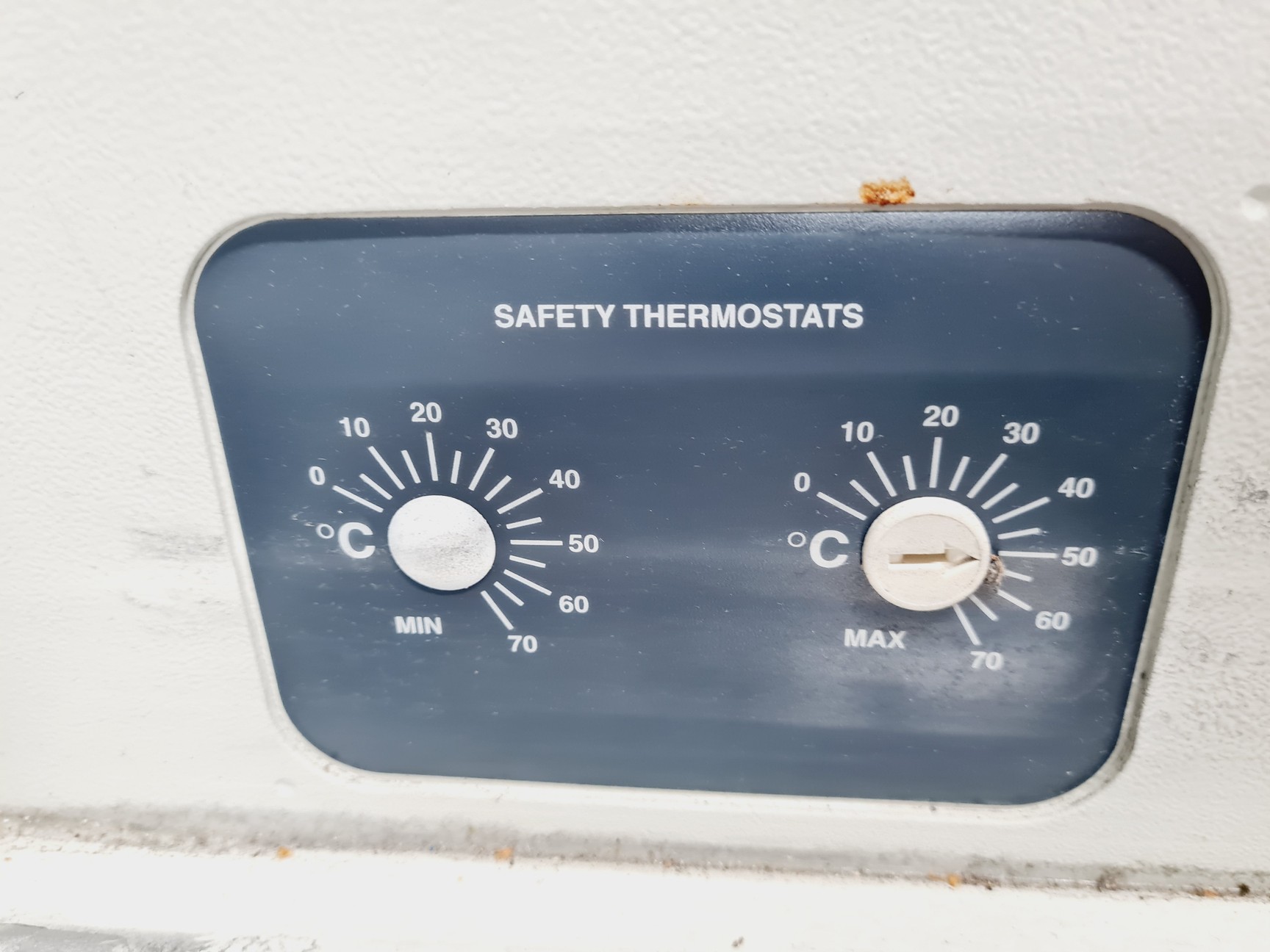 Image of Sanyo Orbital Shaking Incubator IOX402.XX1.C Lab