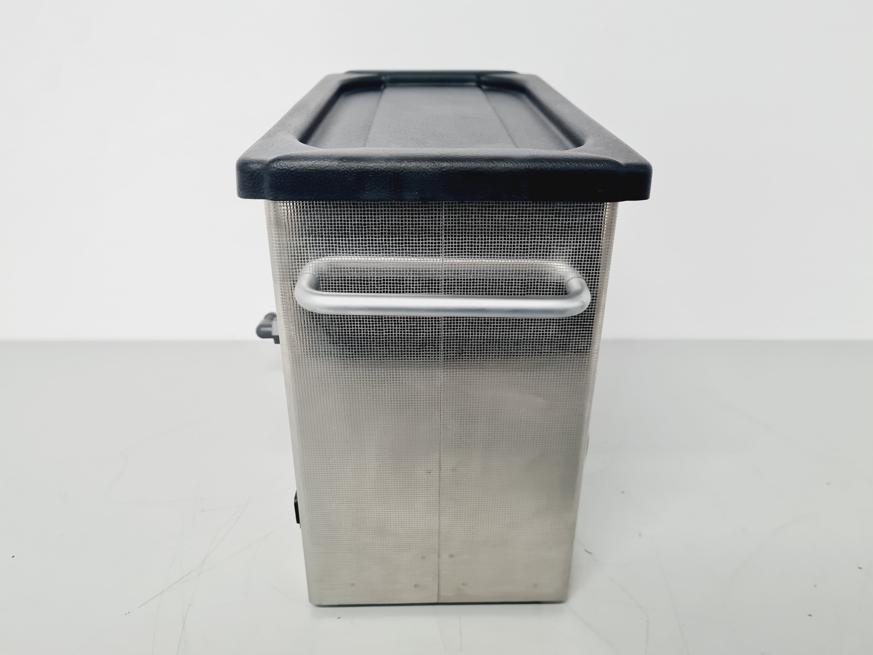 Image of Ultra Wave U series U500H Heated Ultrasonic Cleaning Water Bath (2022) Lab