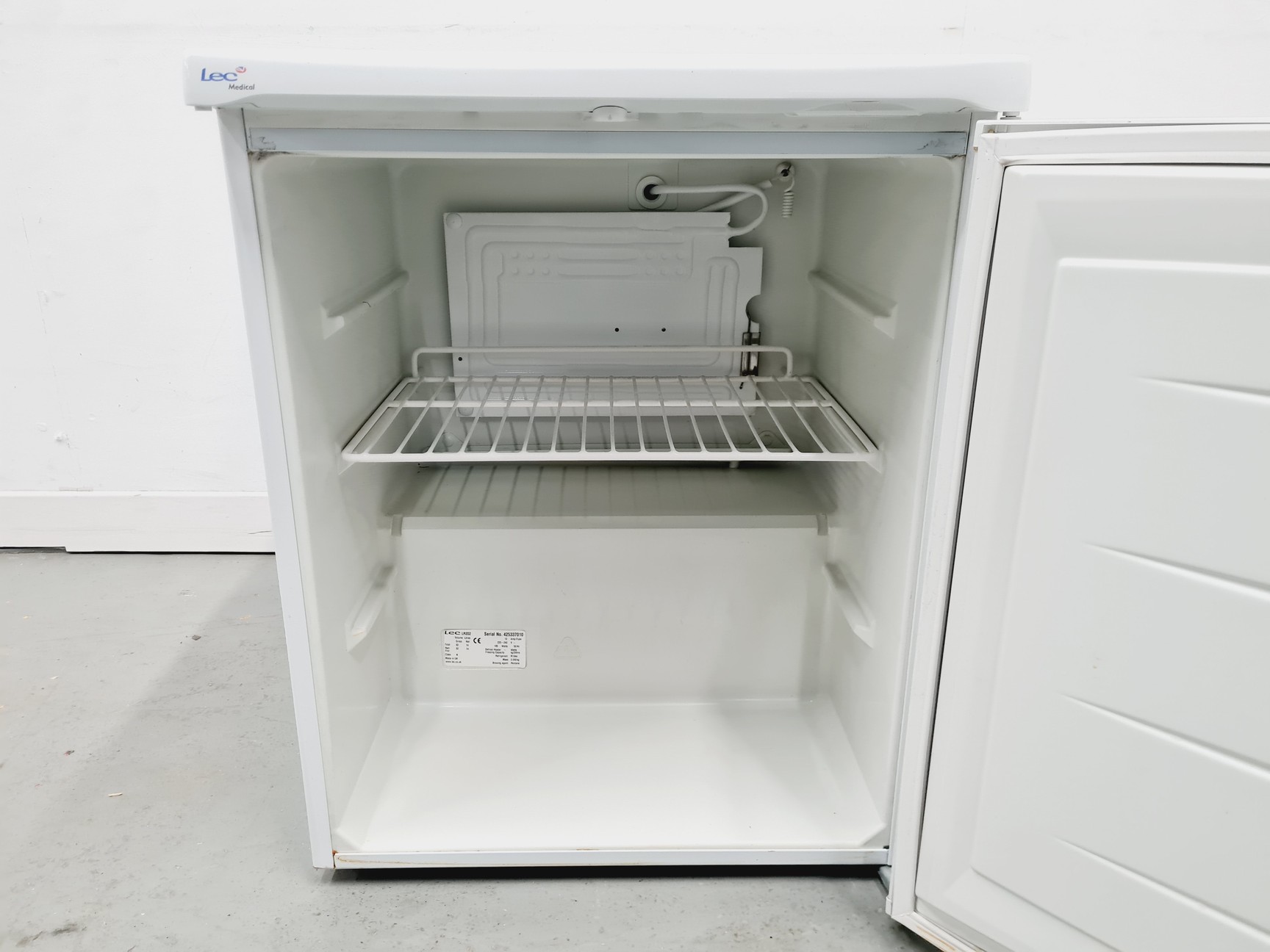 Image of Lec Medical LR202 Medical Fridge Lab