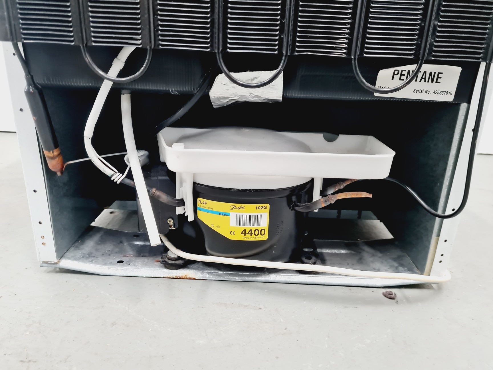 Image of Lec Medical LR202 Medical Fridge Lab