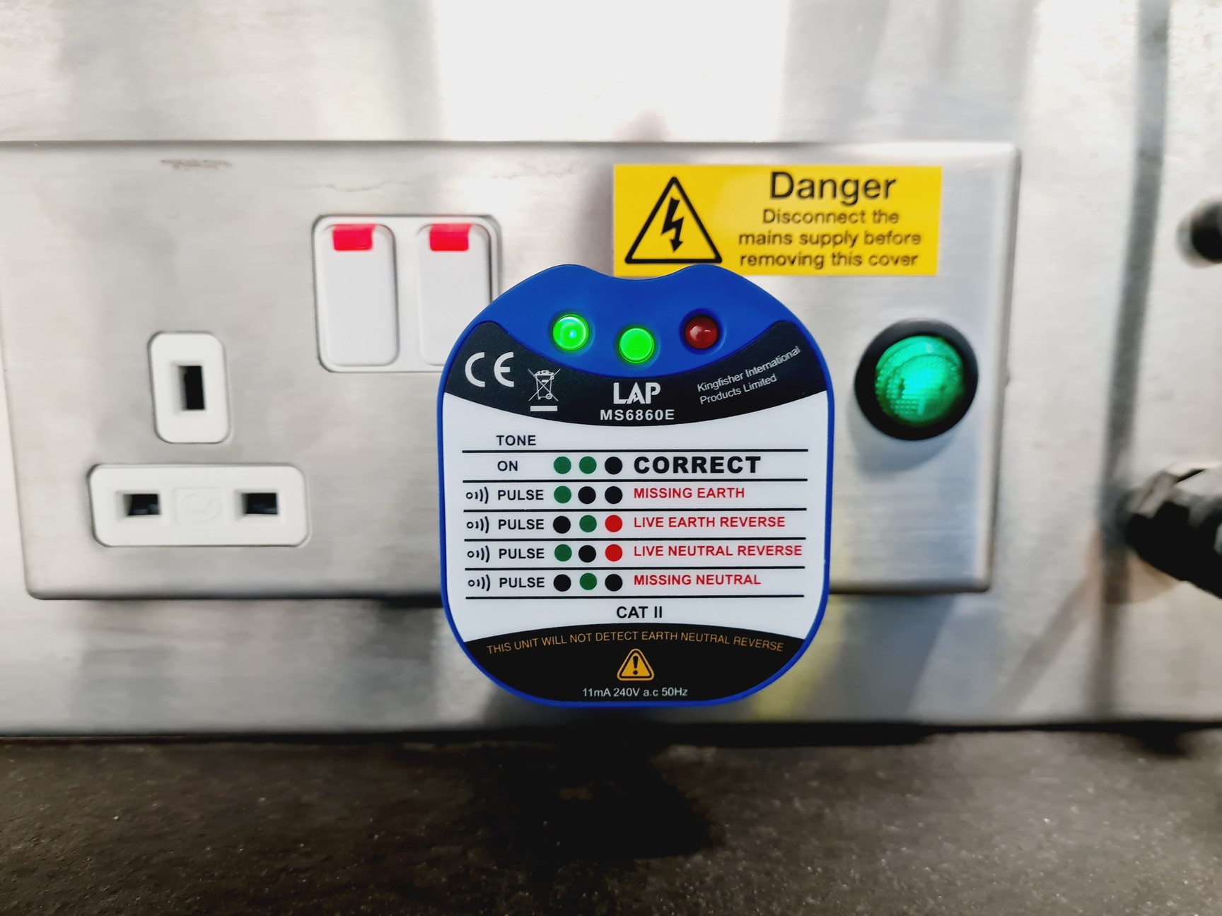 Image of Vet Tech Solutions Safety Cabinet 101x62x195 cm (LxWxH) Lab