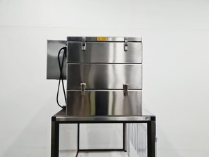 Thumbnail image of Vet Tech Solutions Safety Cabinet 101x62x195 cm (LxWxH) Lab