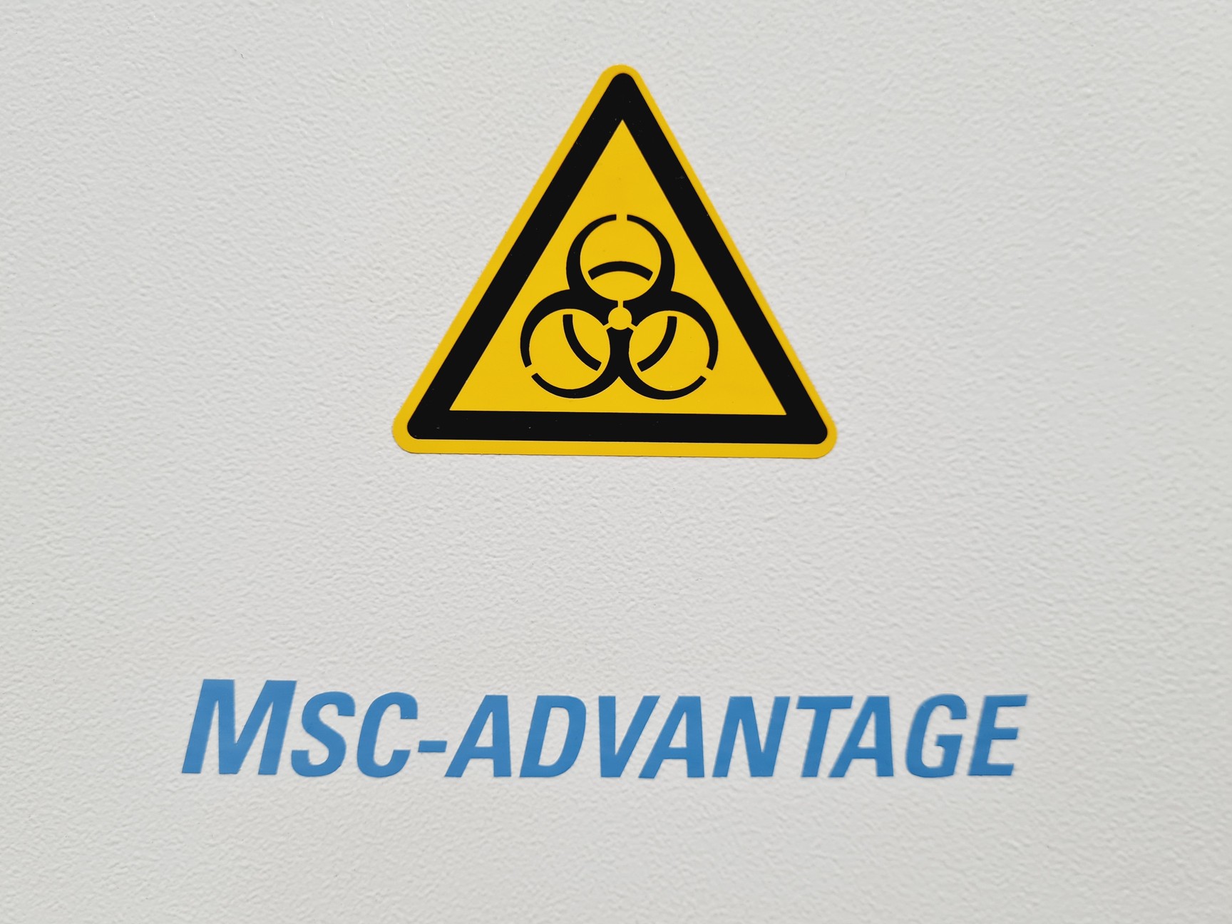 Image of Thermo Scientific MSC 1.2 MSC-Advantage Class 2 Biological Safety Cabinet