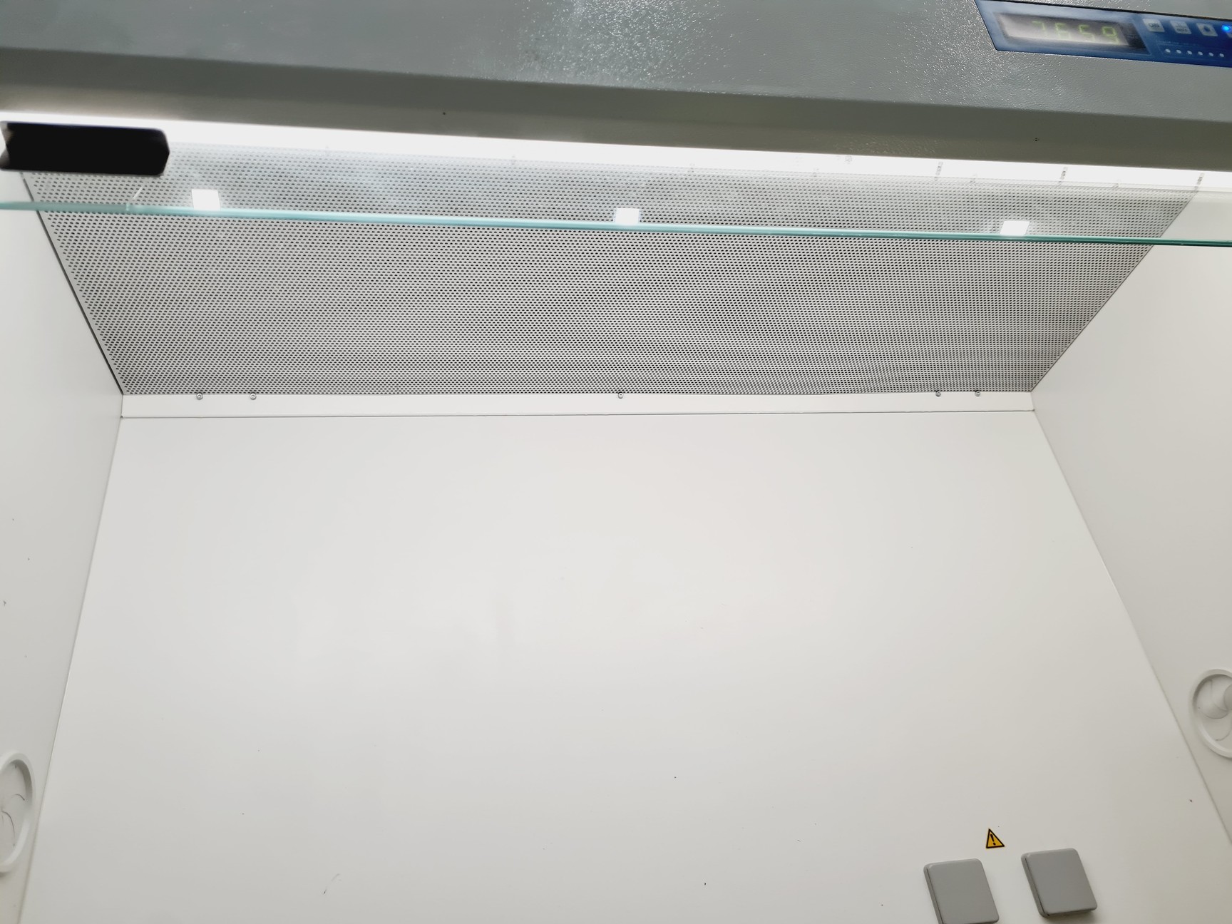 Image of Thermo Scientific MSC 1.2 MSC-Advantage Class 2 Biological Safety Cabinet