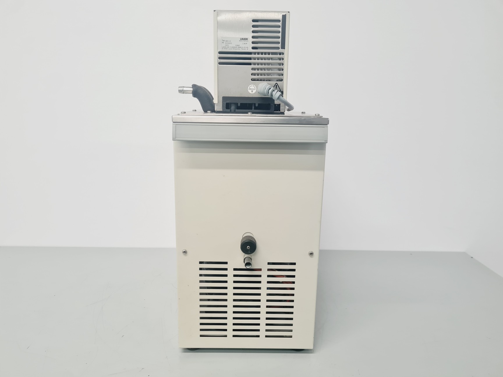 Image of Lauda E100 Immersion Heater/Cooler with Ecoline RE112 Waterbath